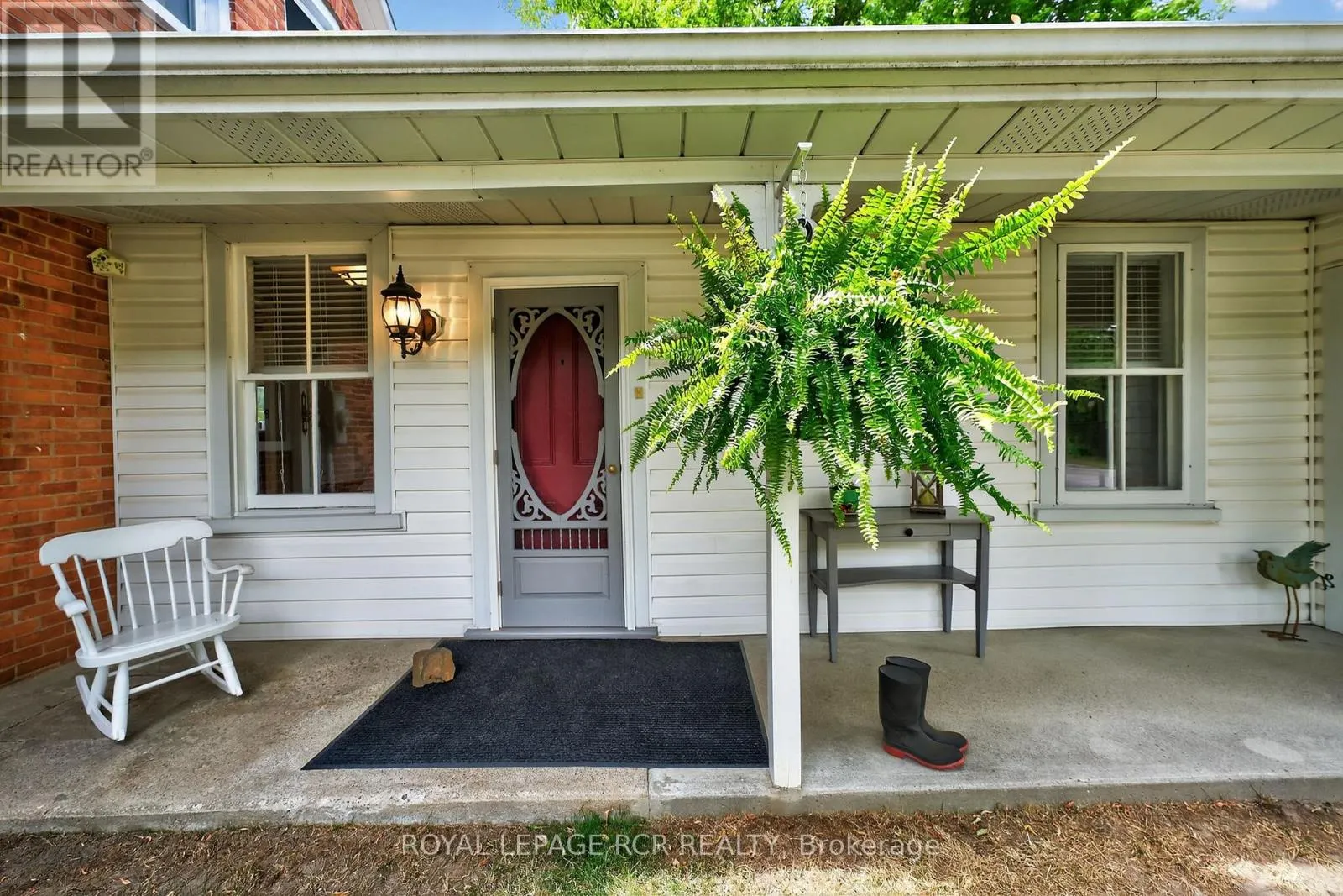36 MAIN STREET