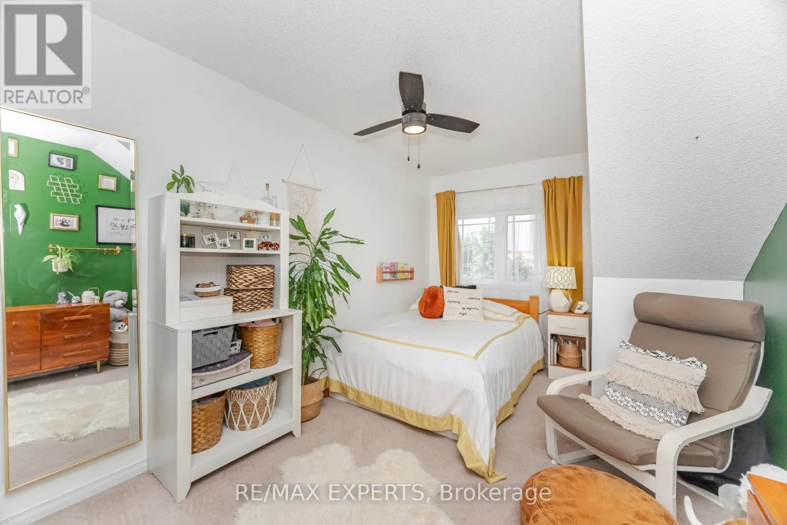 1311 COLEMAN CRESCENT