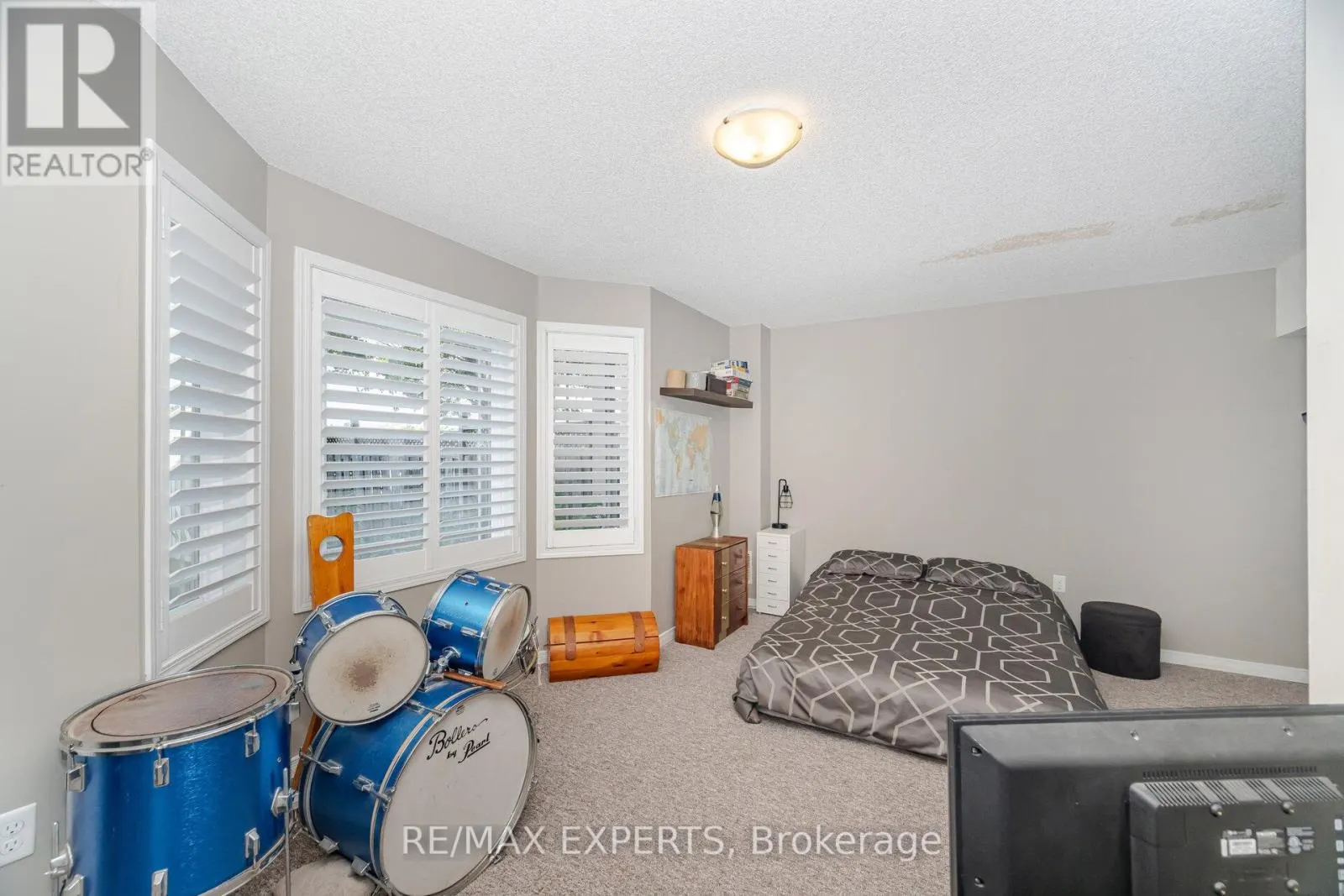 1311 COLEMAN CRESCENT
