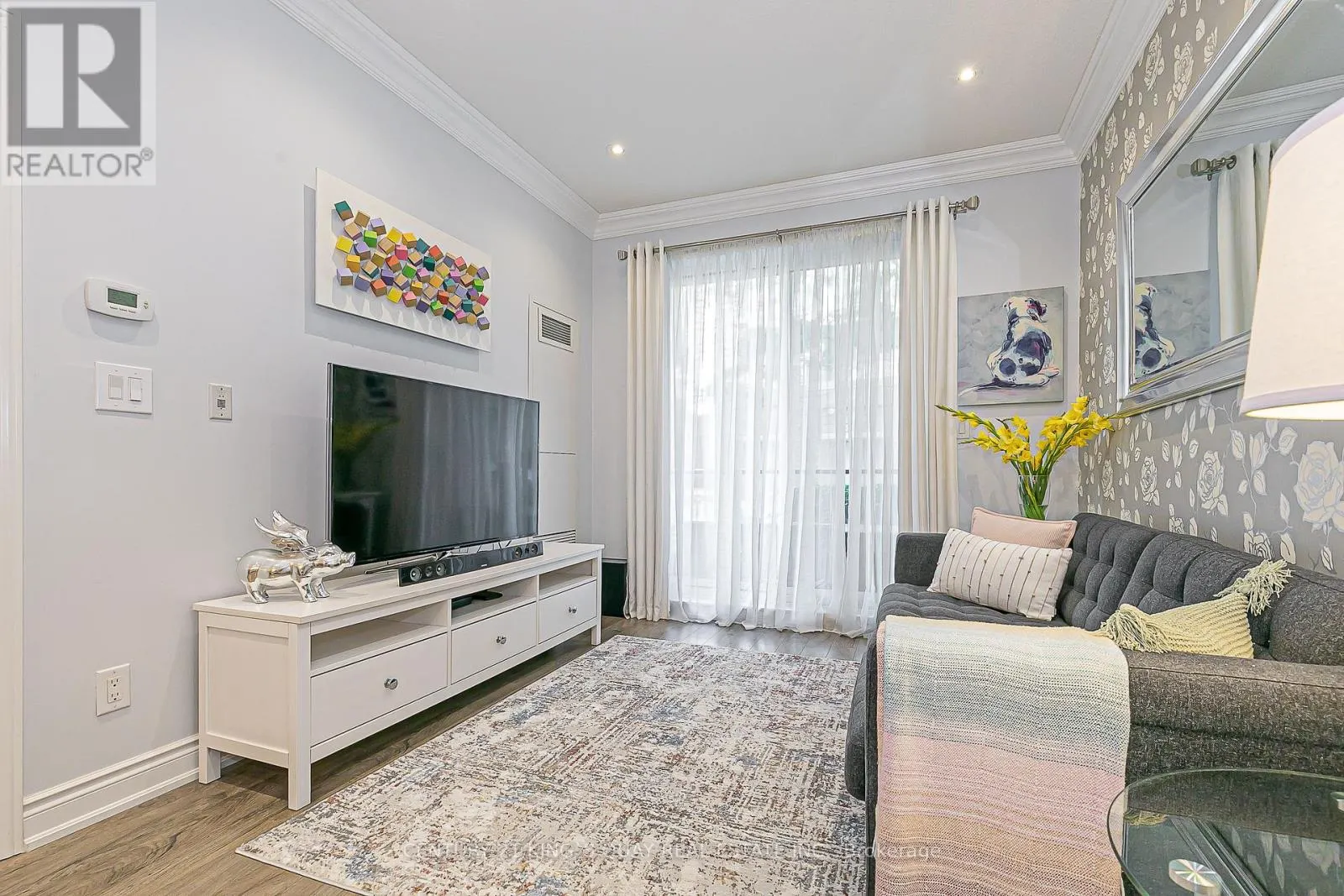103 - 277 SOUTH PARK ROAD