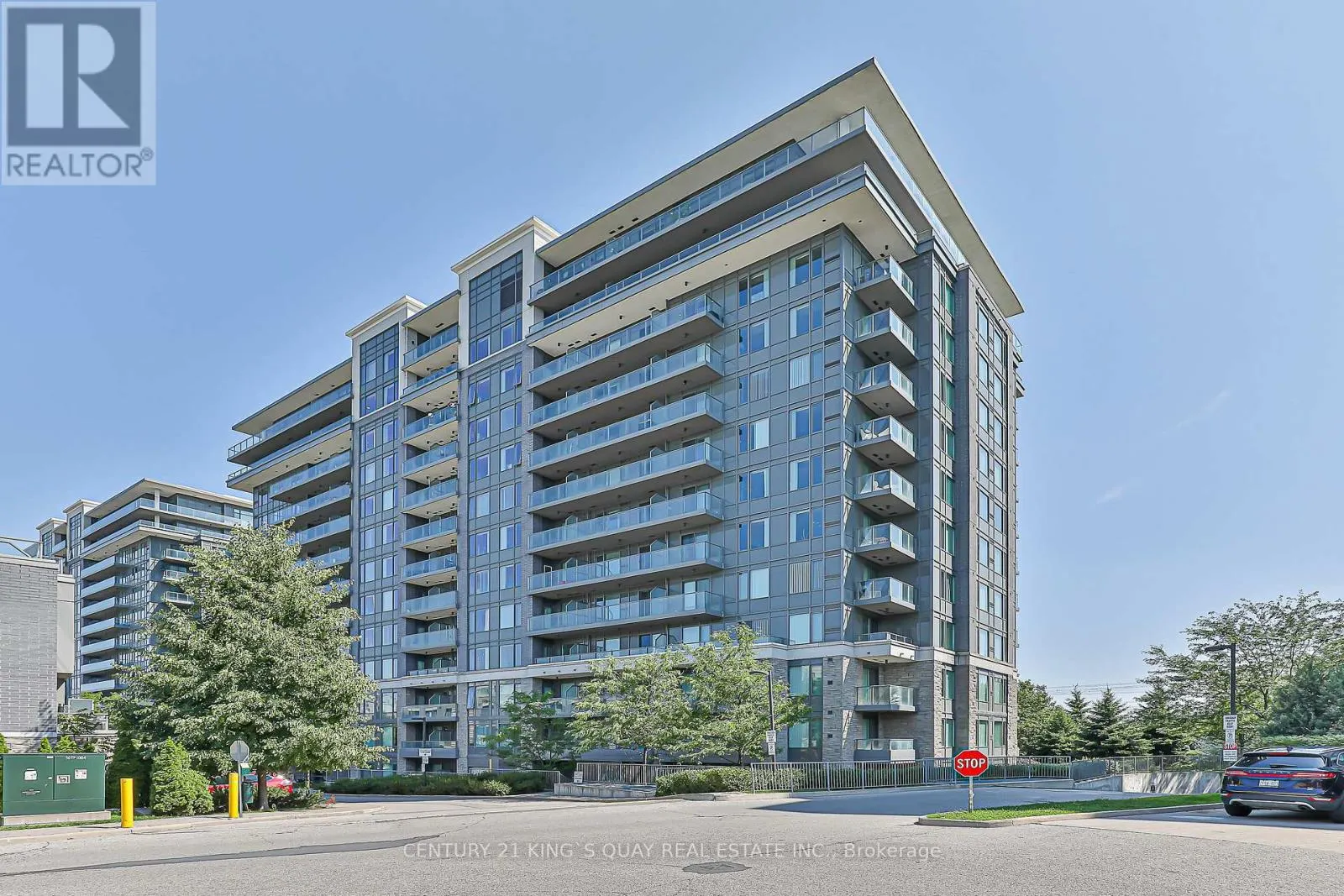 103 - 277 SOUTH PARK ROAD