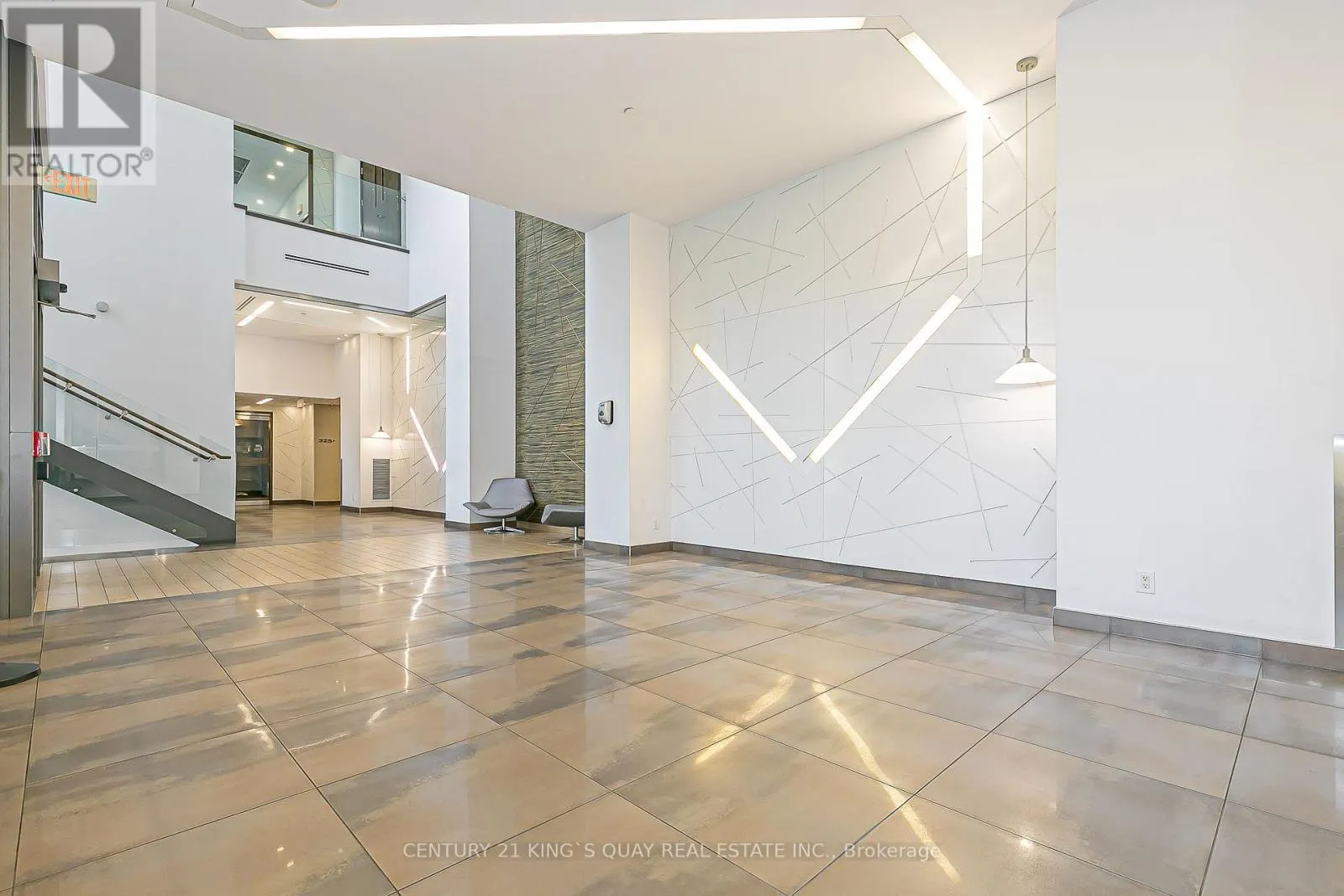 103 - 277 SOUTH PARK ROAD