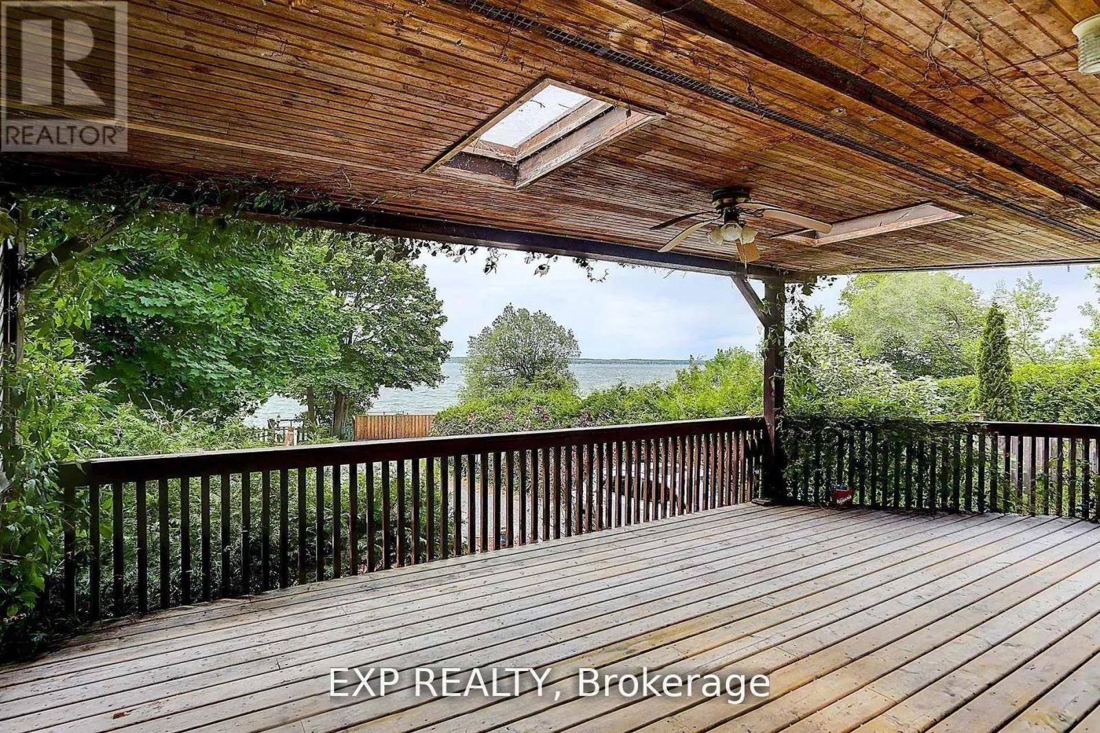 127 LAKE DRIVE N
