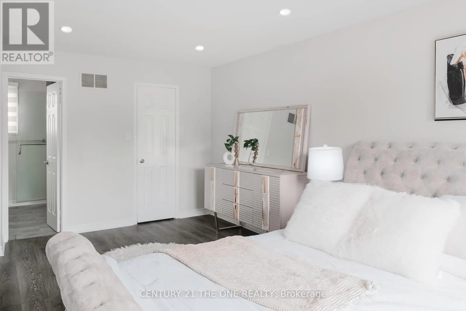 971 LESLIE VALLEY DRIVE