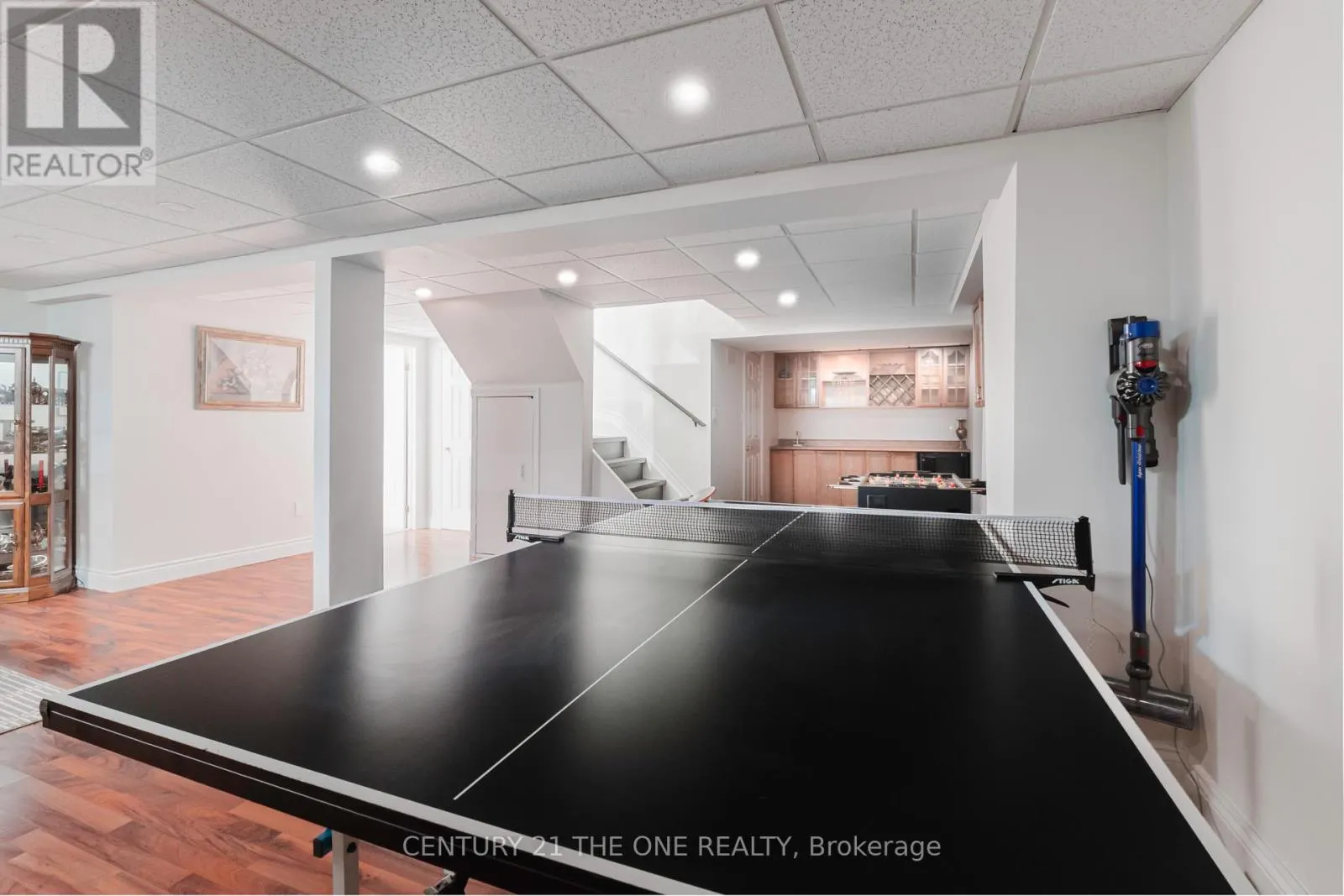 971 LESLIE VALLEY DRIVE