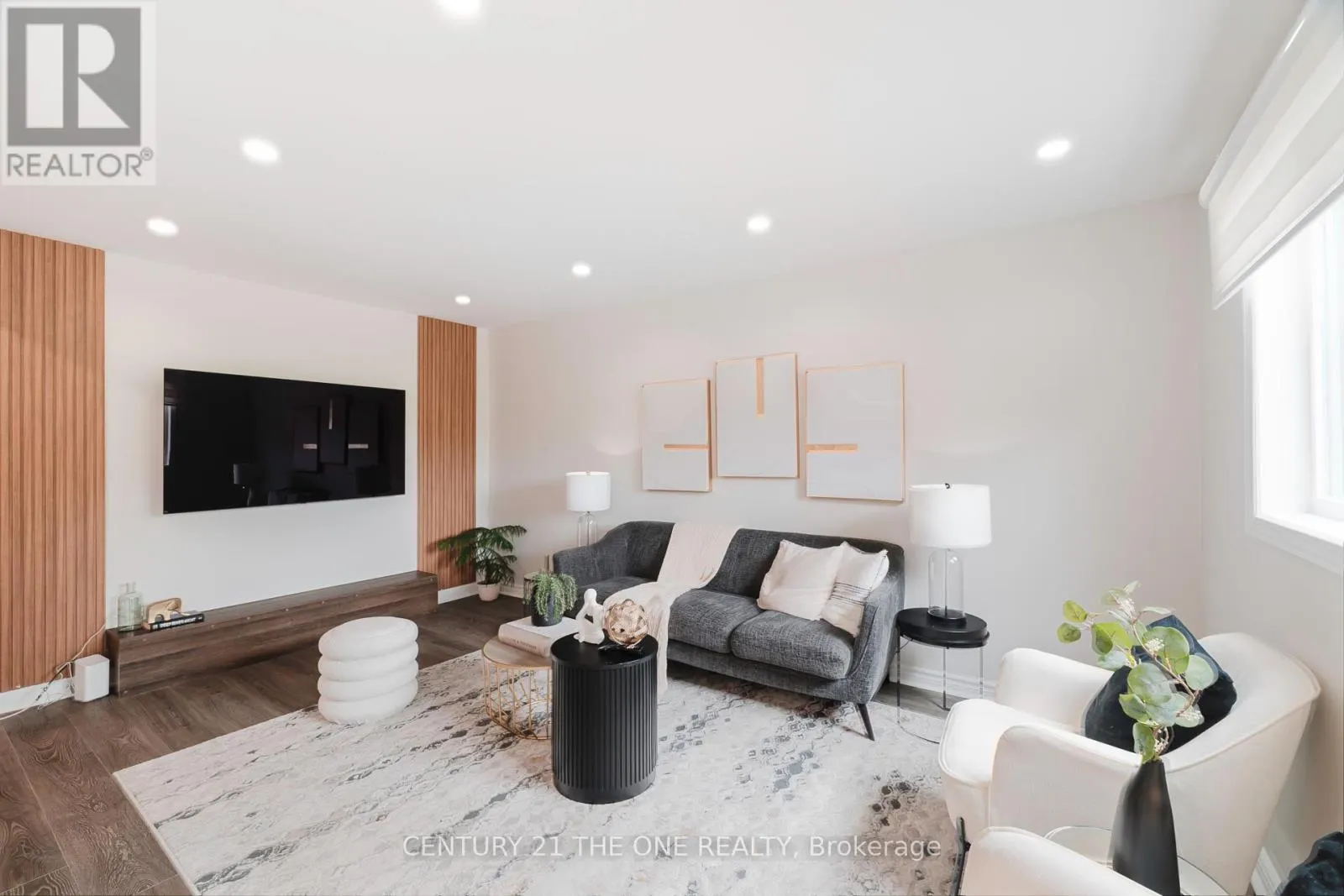 971 LESLIE VALLEY DRIVE