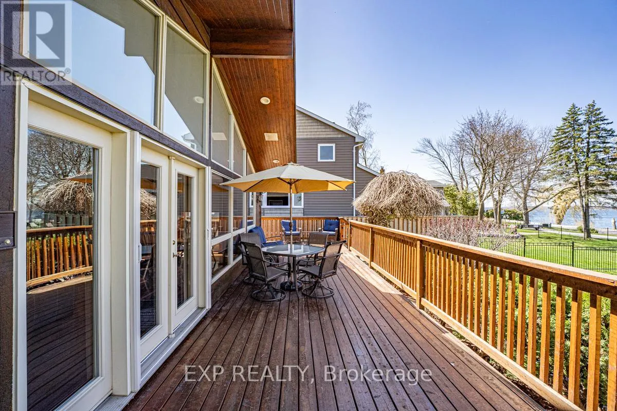 229 LAKE DRIVE N