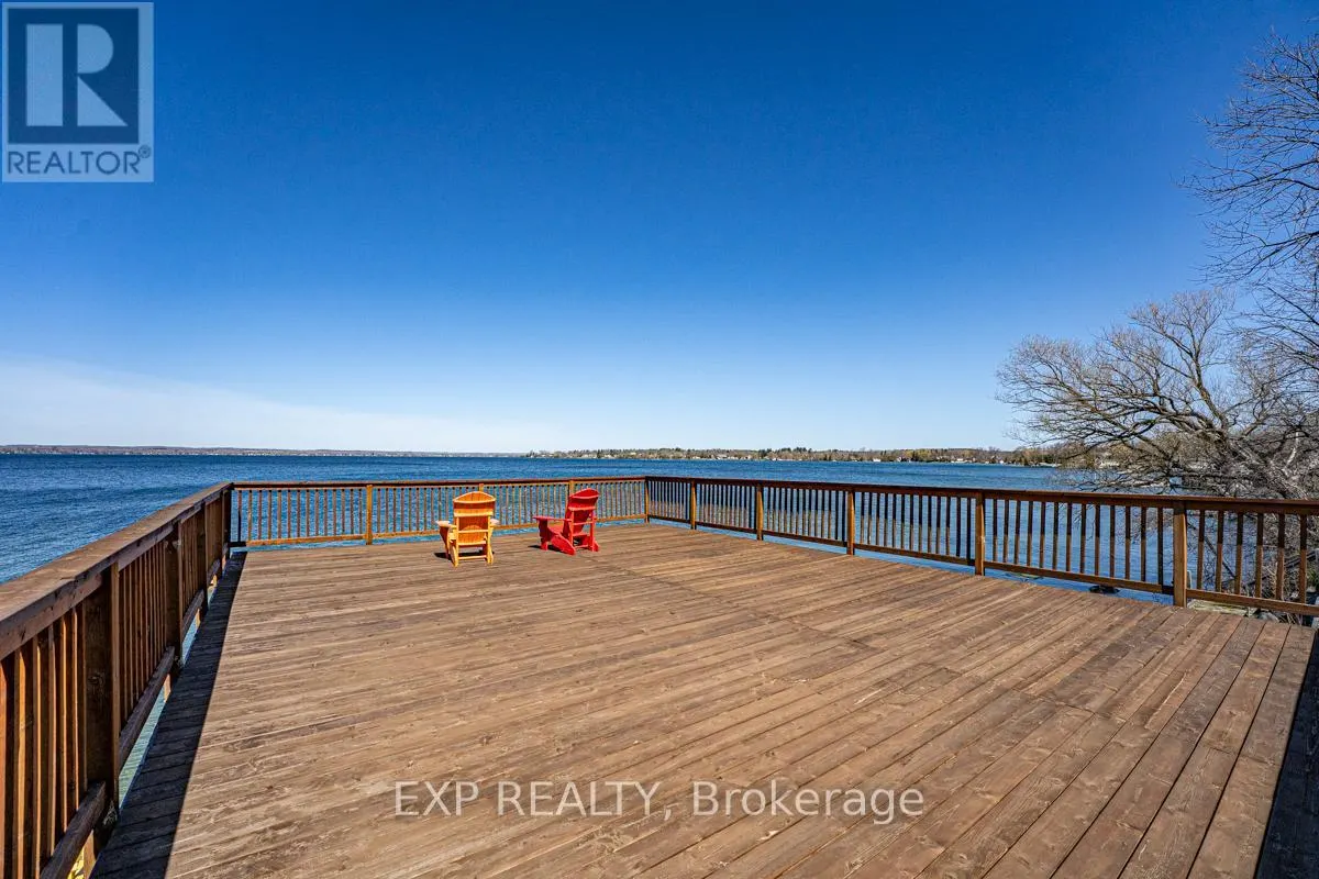 229 LAKE DRIVE N