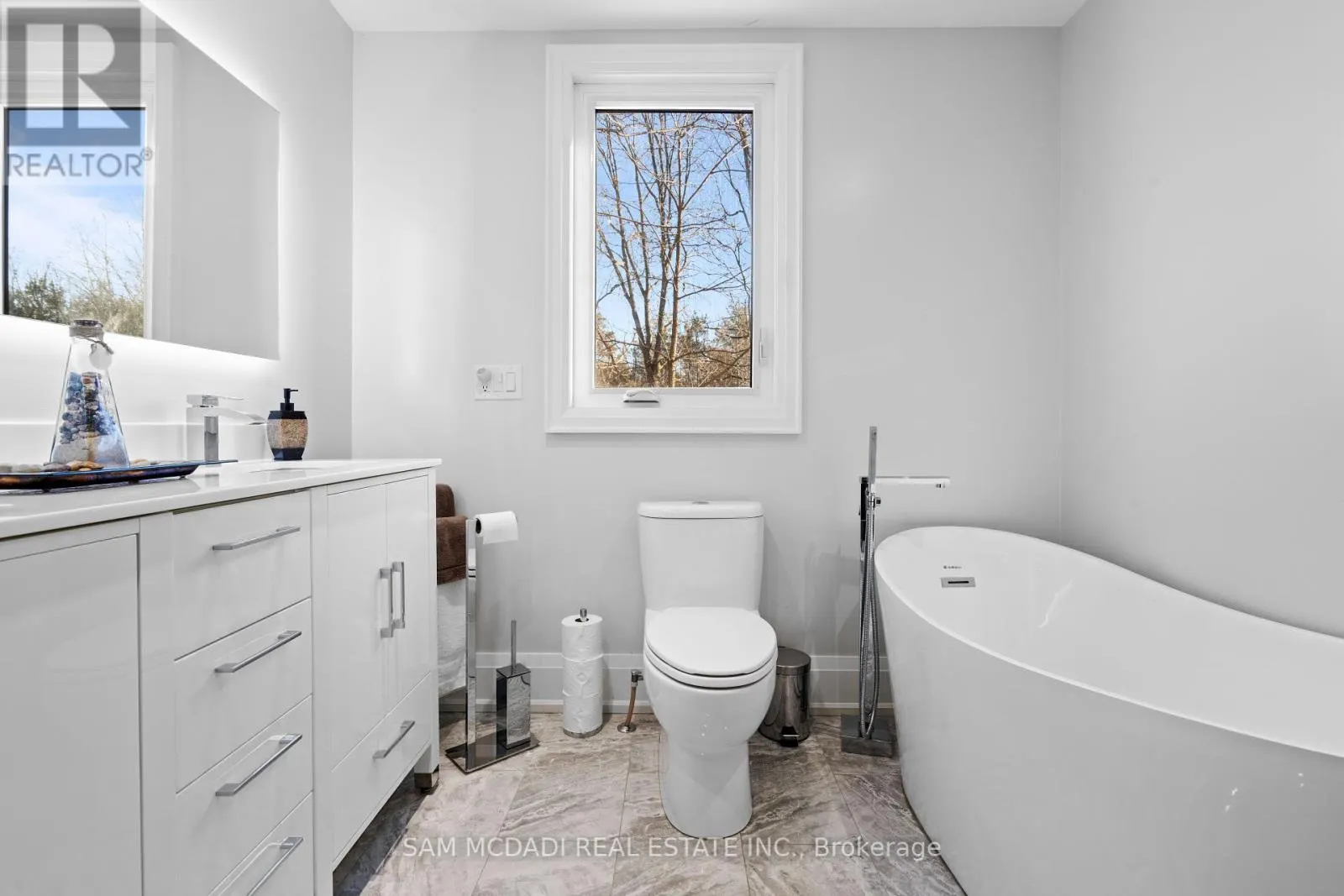2993 INNISFIL BEACH ROAD