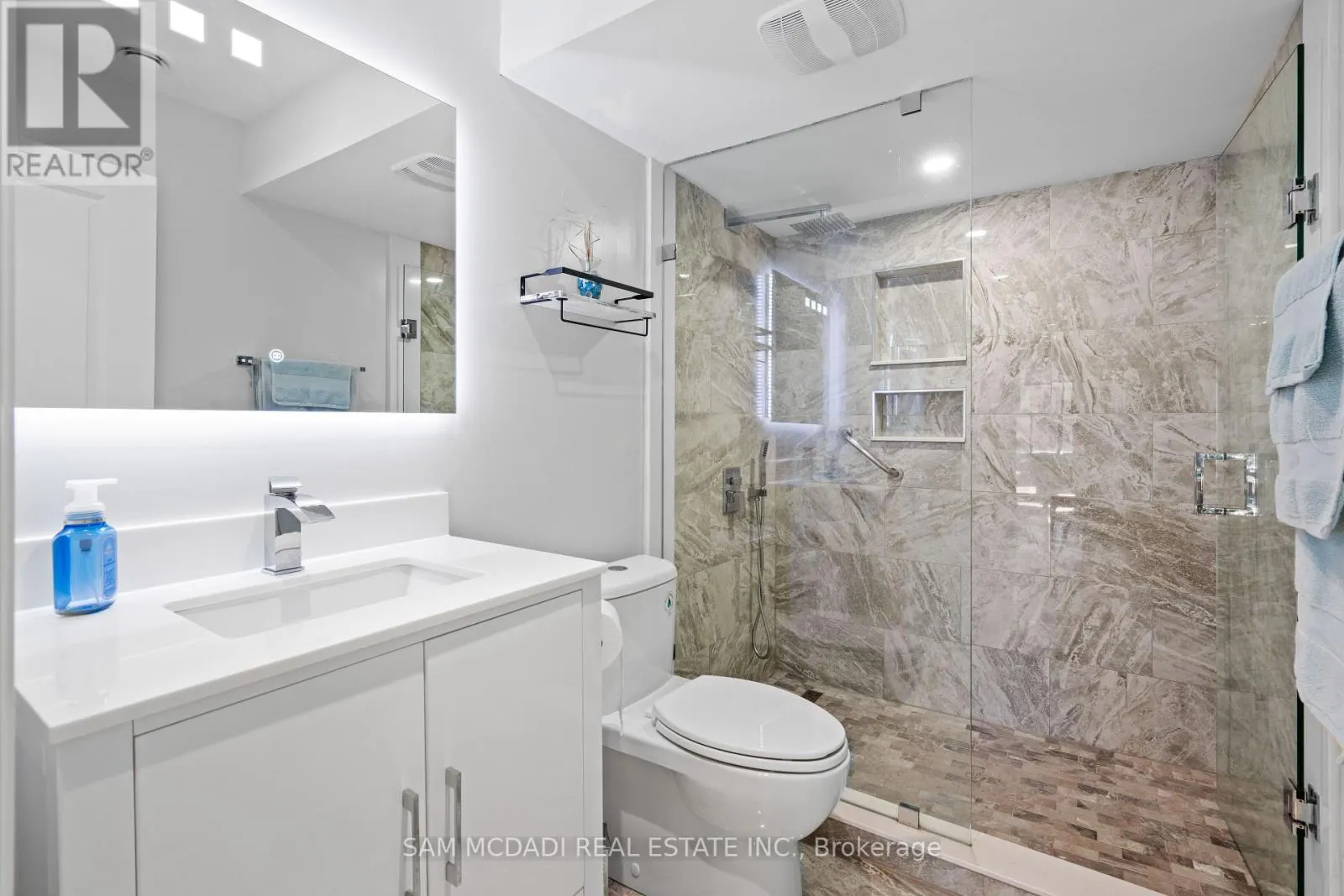 2993 INNISFIL BEACH ROAD