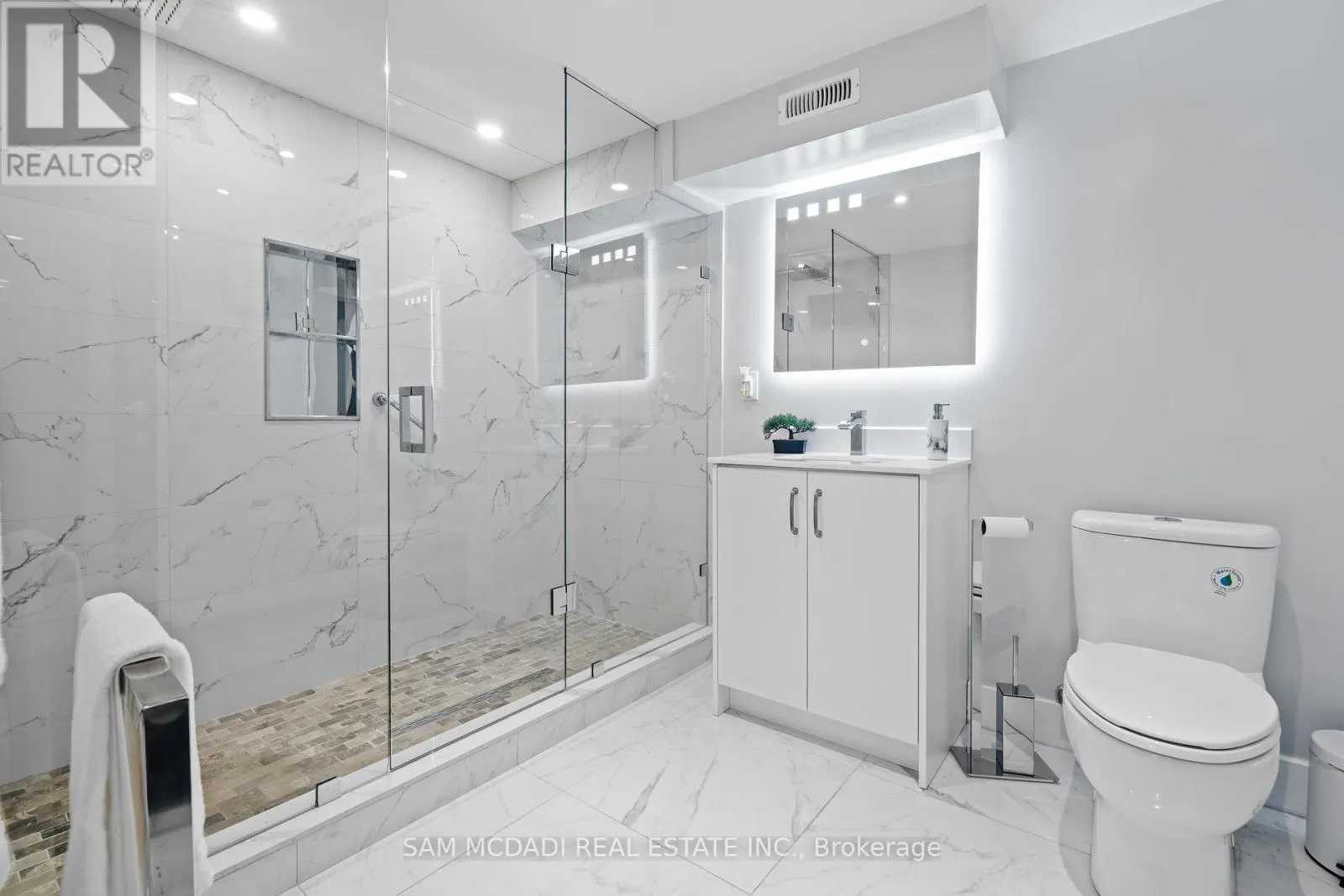 2993 INNISFIL BEACH ROAD
