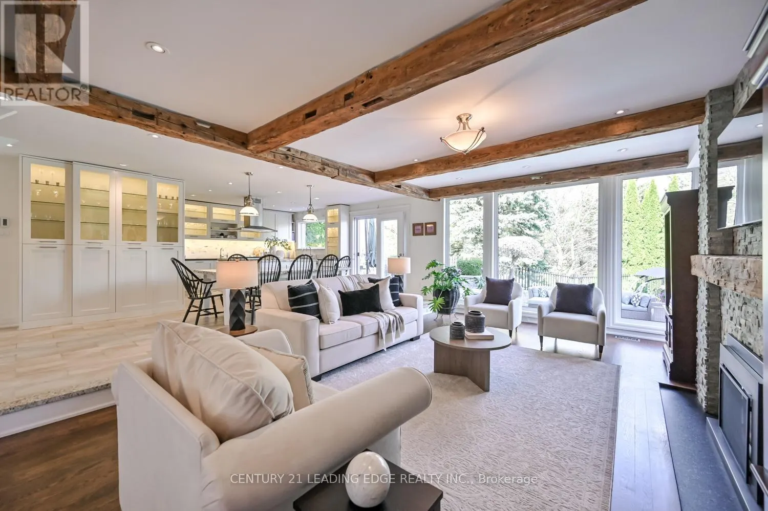3 MAPLE VIEW LANE