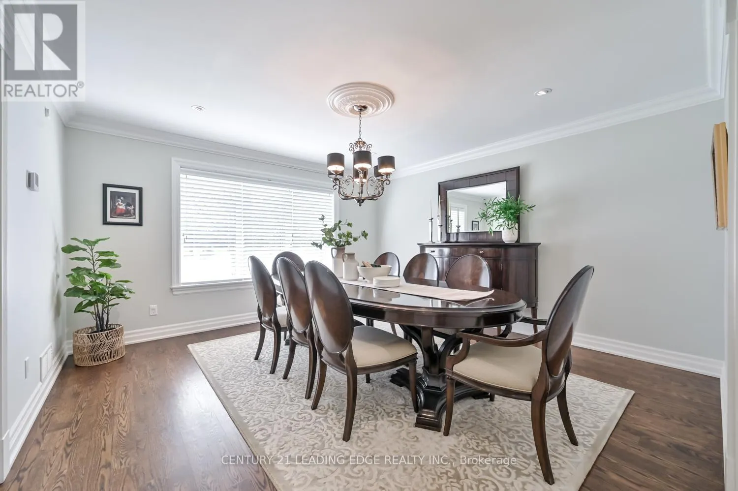 3 MAPLE VIEW LANE