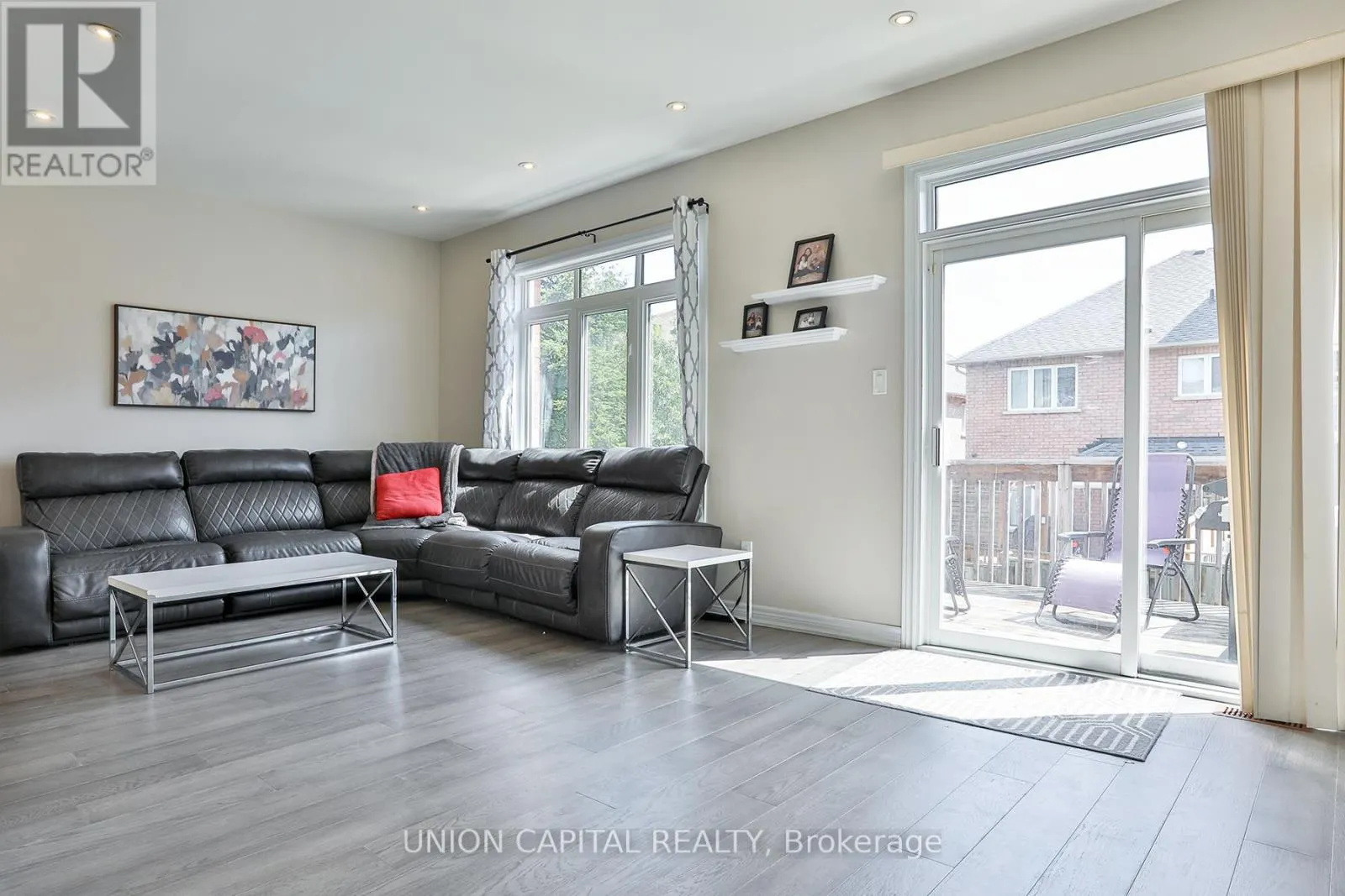 136 MISTYWOOD CRESCENT