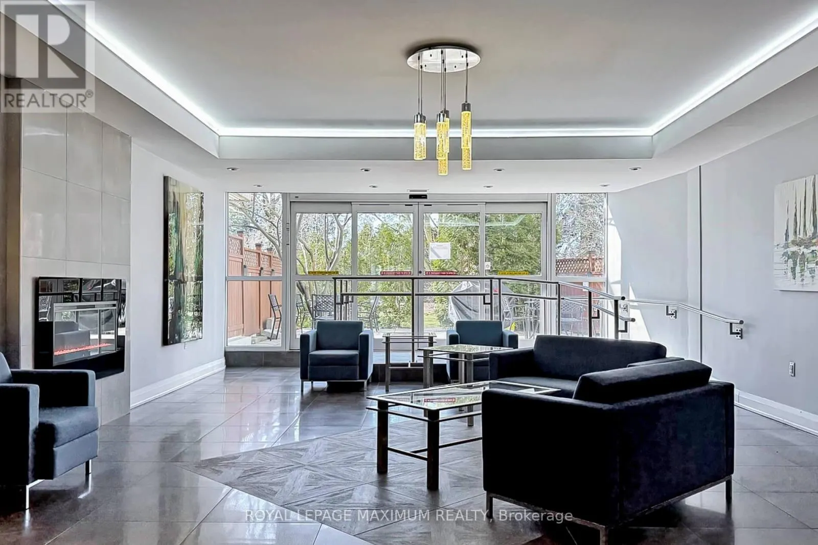 308 - 20 HARDING BOULEVARD W