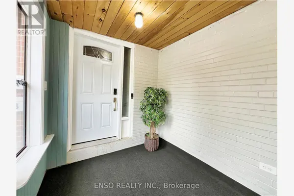 24 GENTRY CRESCENT