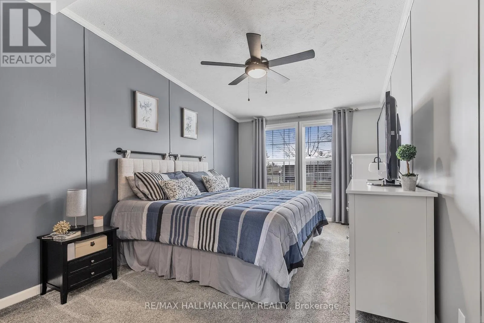 16 COMFORTS COVE