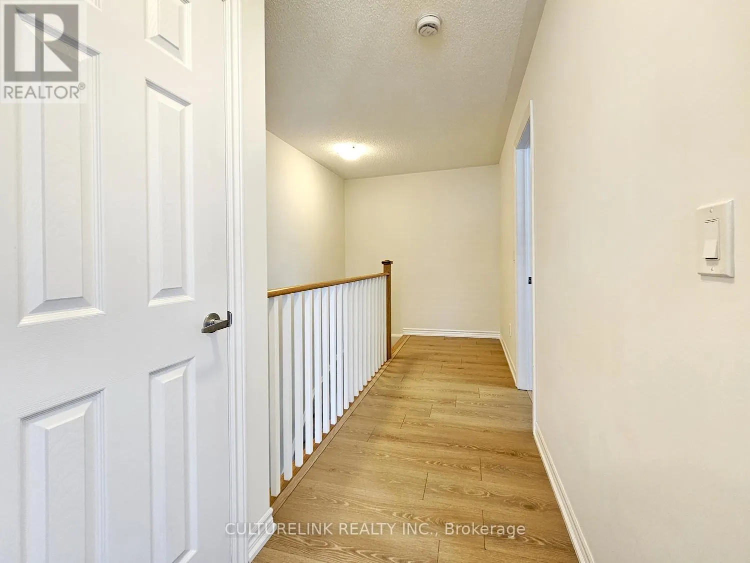 46 BOADWAY CRESCENT