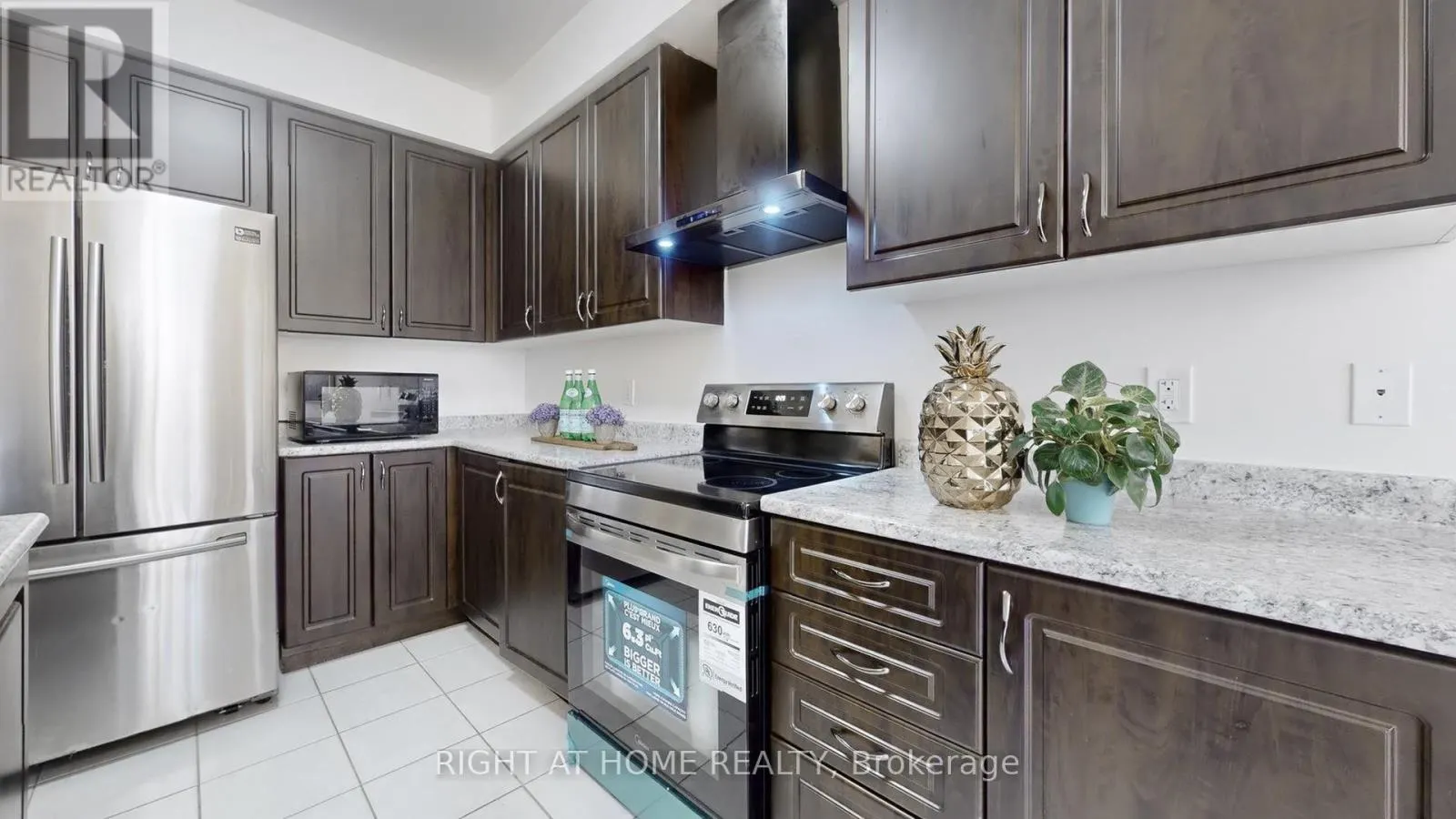 78 WAGNER CRESCENT