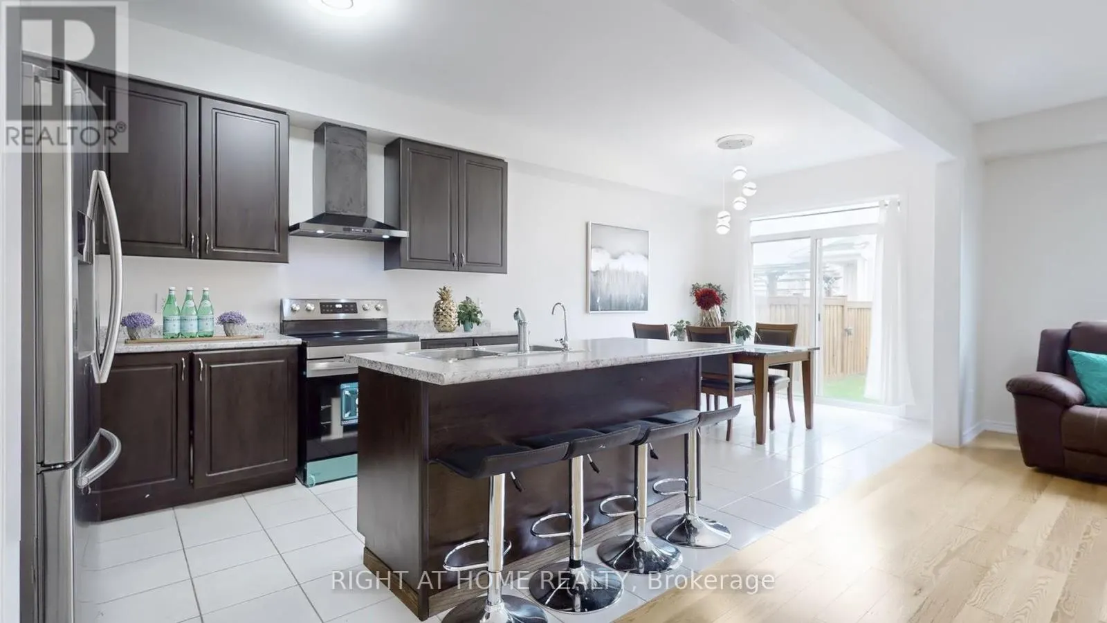 78 WAGNER CRESCENT