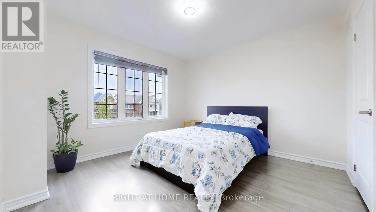 78 WAGNER CRESCENT