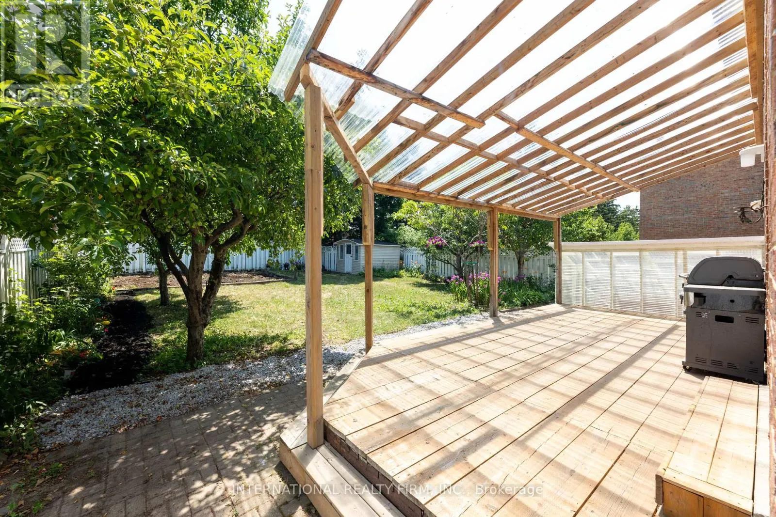 17 SOUTHVIEW DRIVE