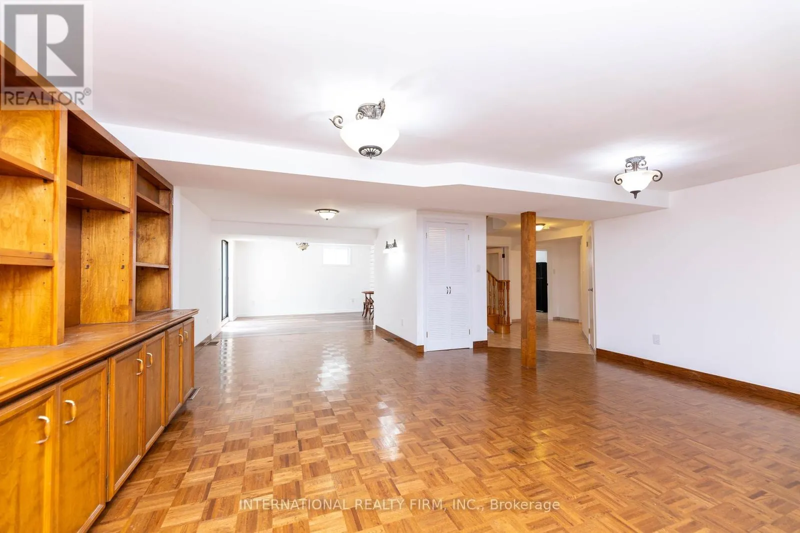 17 SOUTHVIEW DRIVE