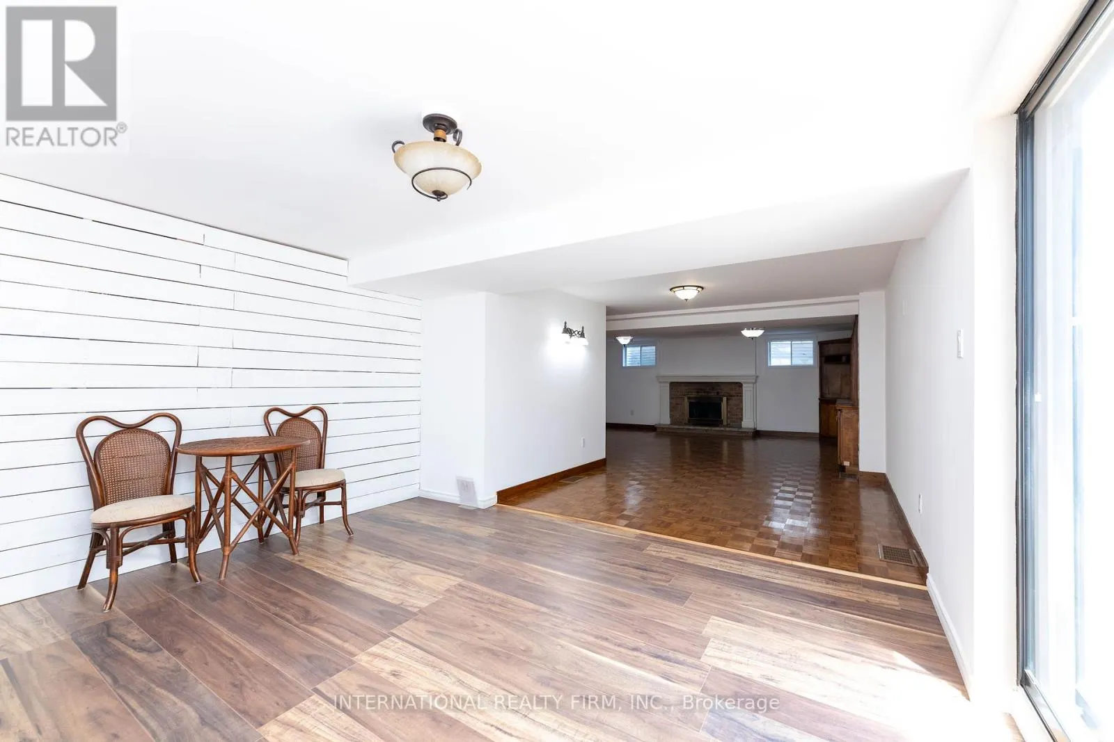 17 SOUTHVIEW DRIVE