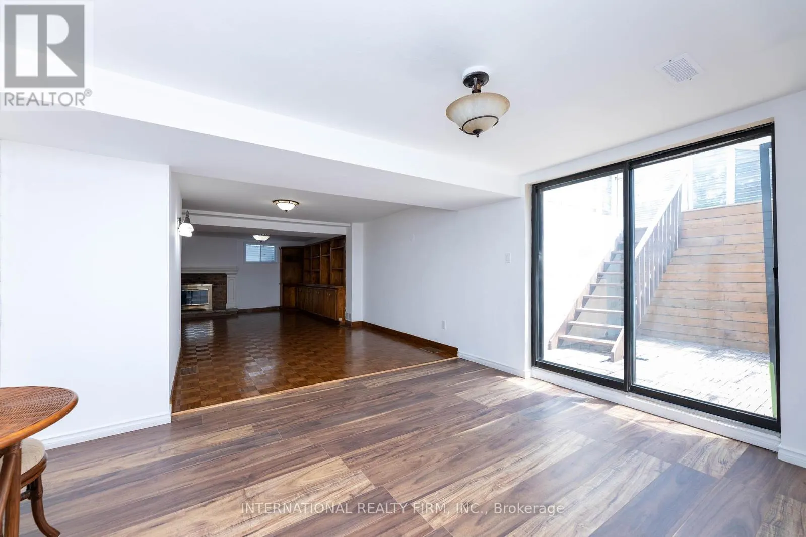 17 SOUTHVIEW DRIVE
