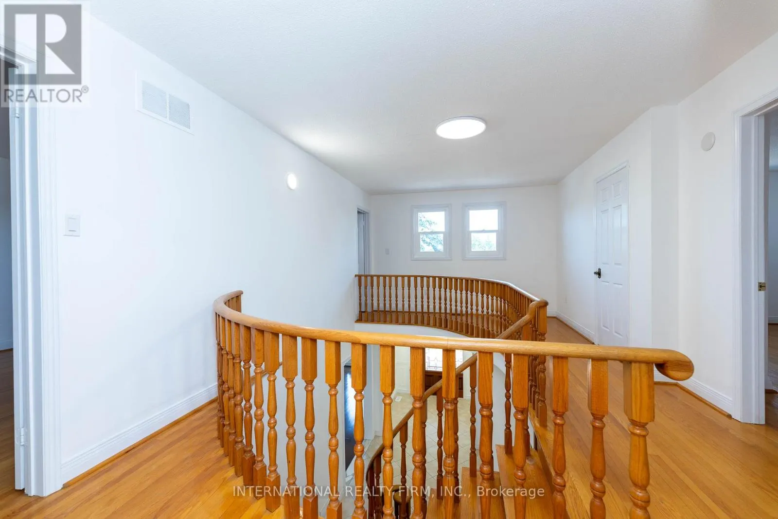 17 SOUTHVIEW DRIVE