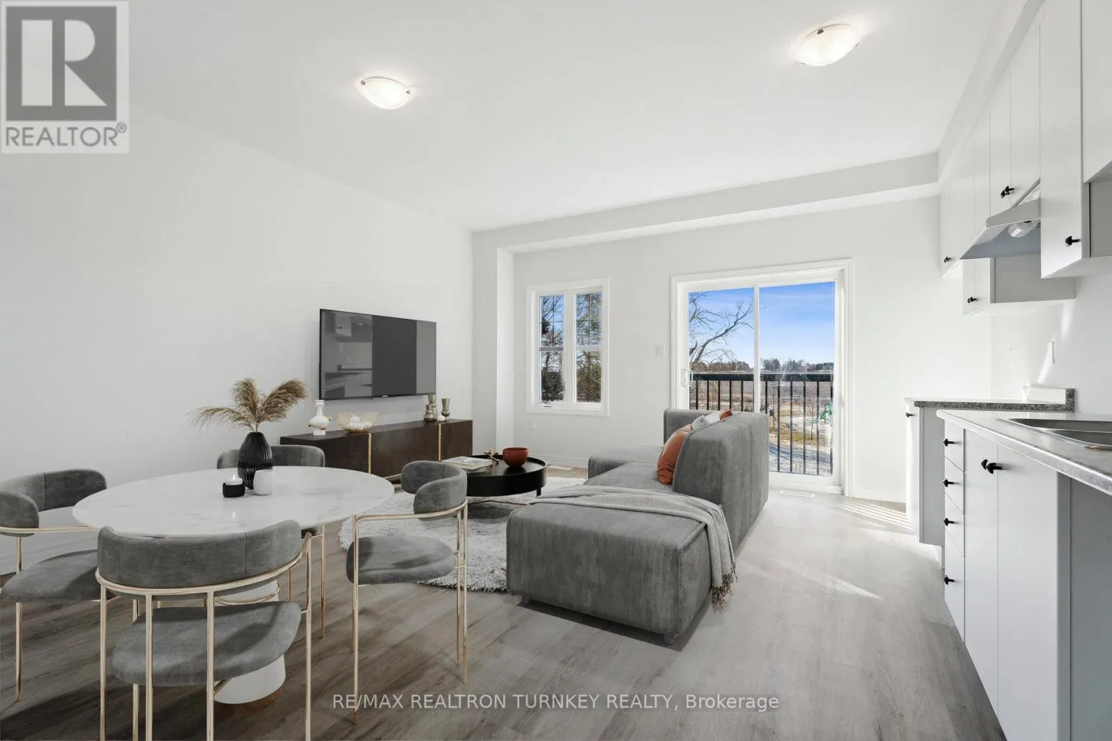 15 RAVENSCRAIG PLACE