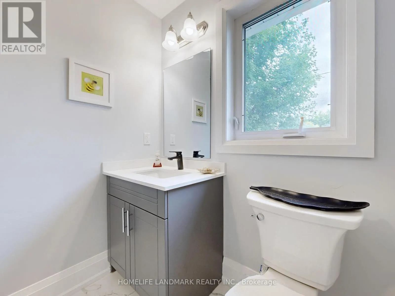 MAIN UNIT - 1661 MOUNT ALBERT ROAD