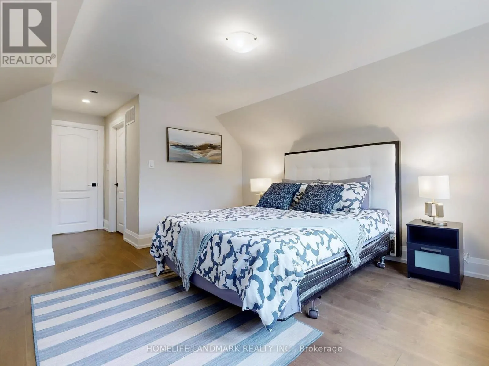 MAIN UNIT - 1661 MOUNT ALBERT ROAD