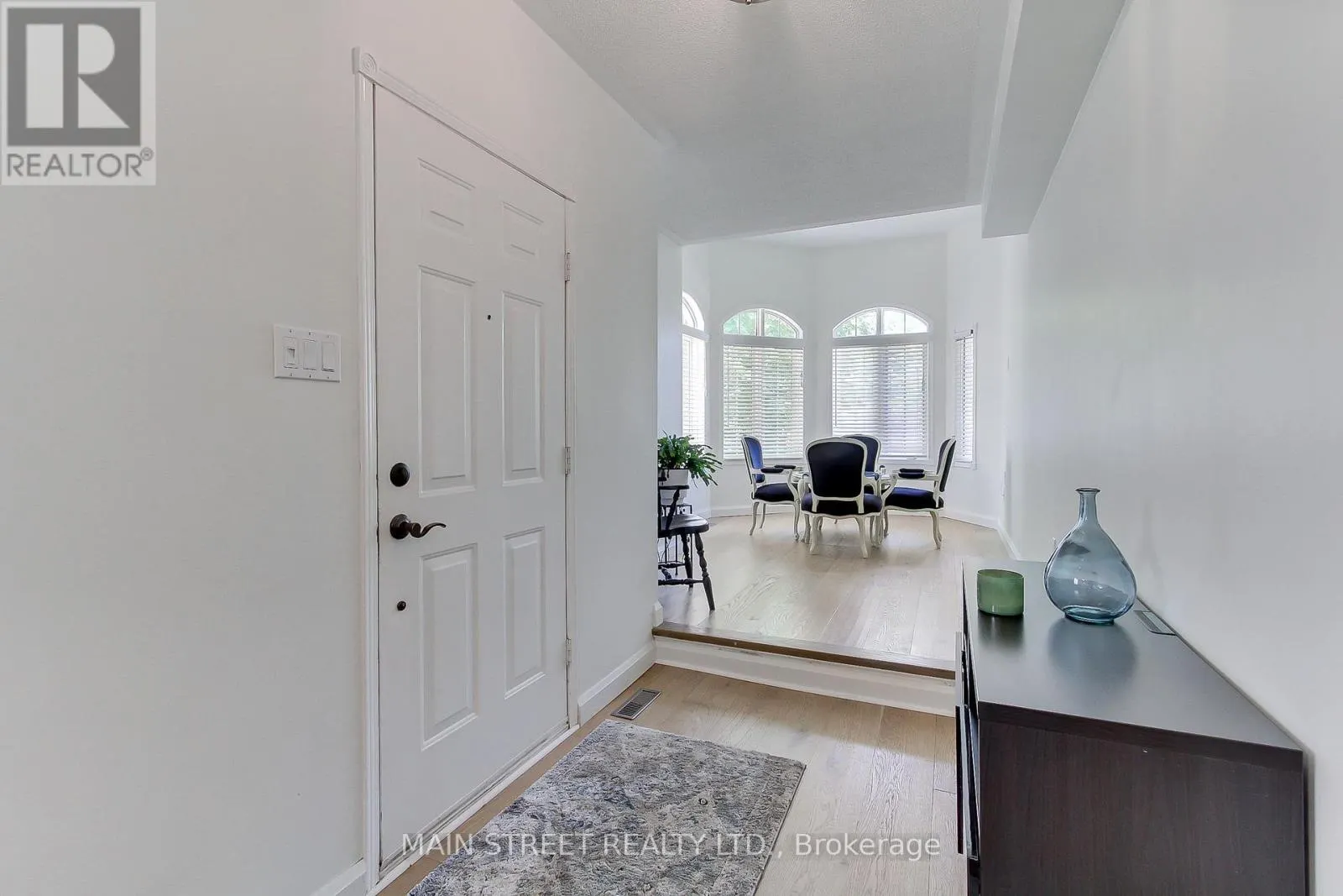 228 WARNER CRESCENT