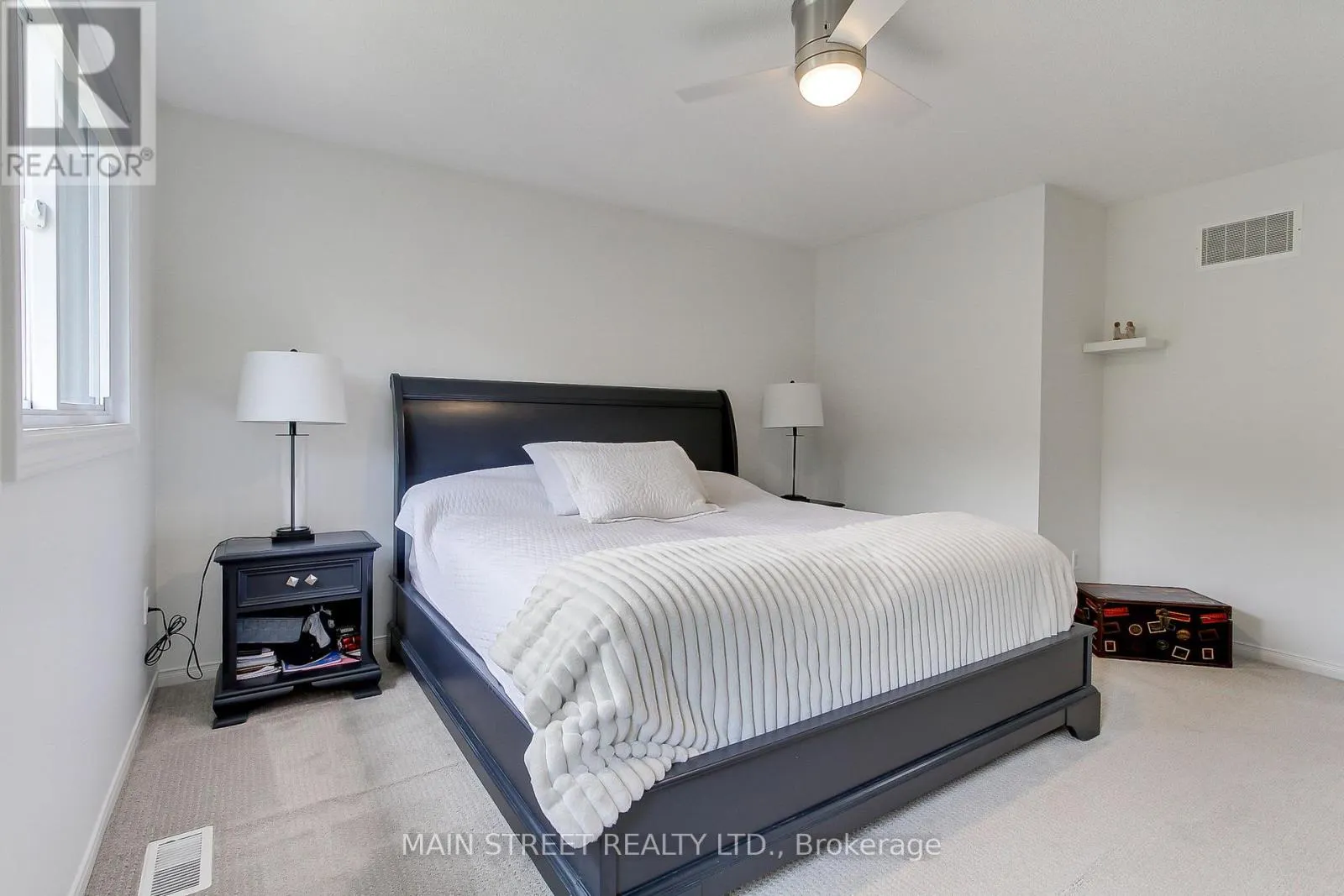 228 WARNER CRESCENT