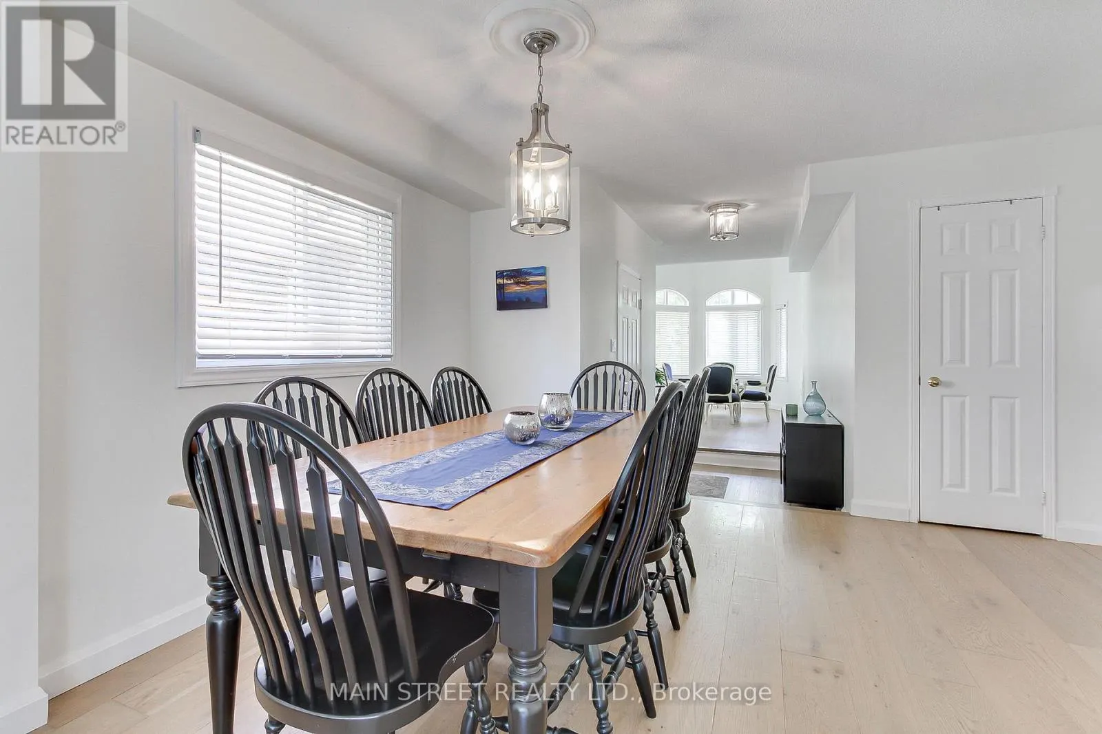 228 WARNER CRESCENT