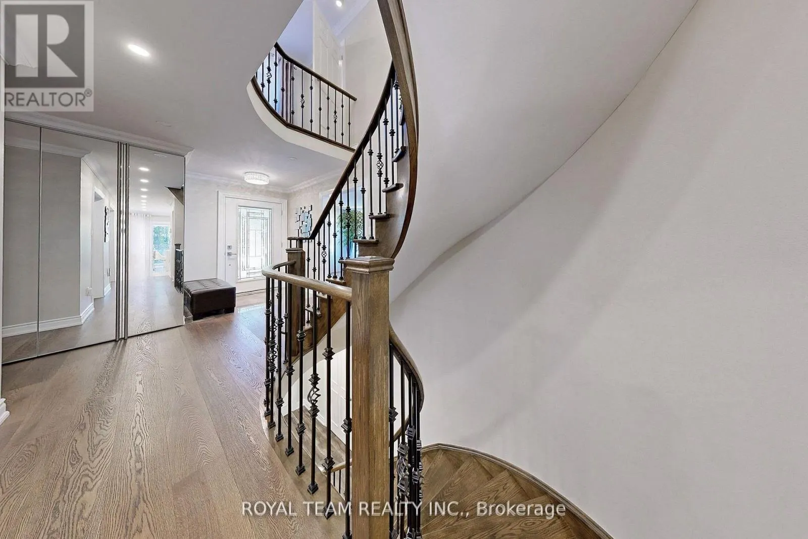 87 MCCALLUM DRIVE