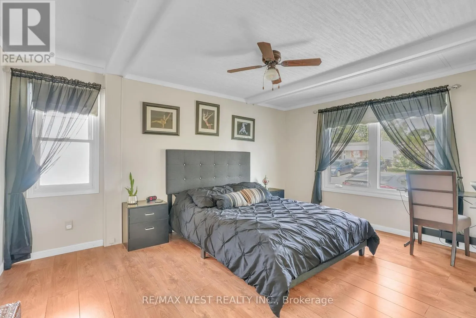 23 LINDEN LANE