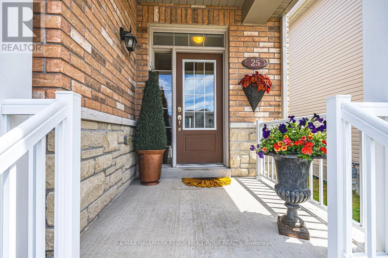 25 MANDLEY STREET
