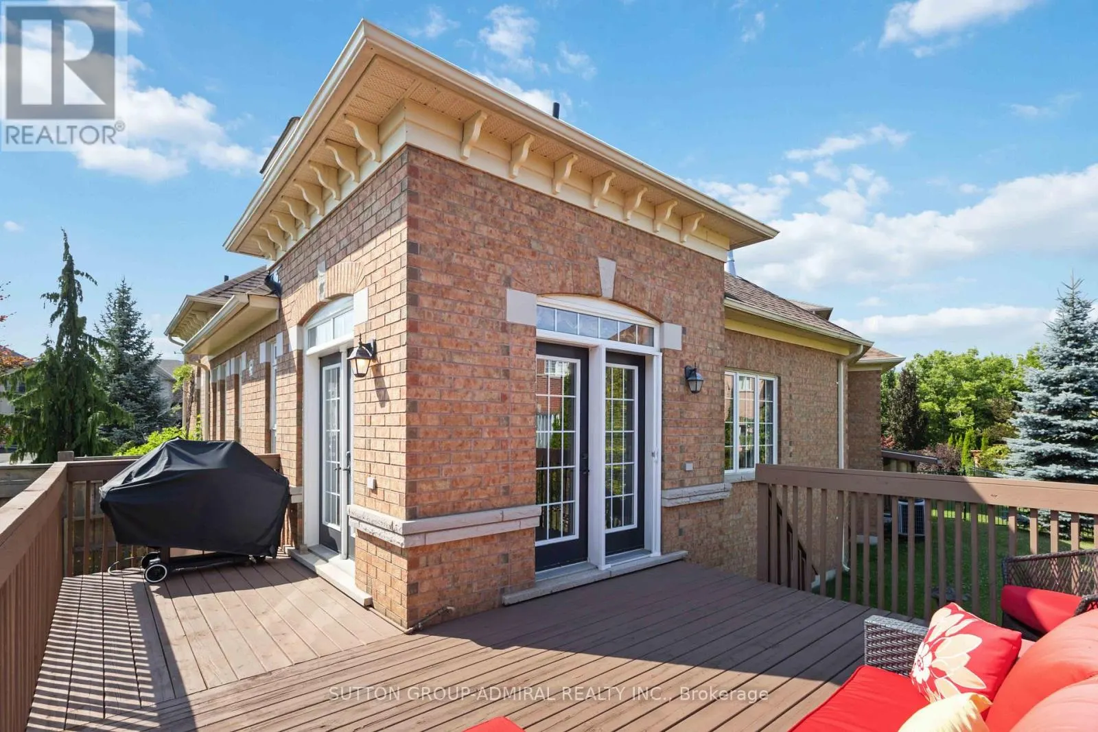 24 MEADOW RIDGE COURT