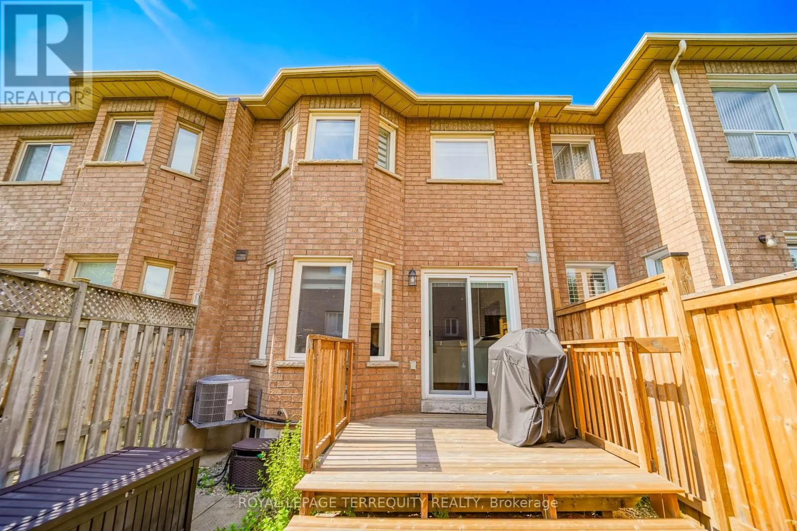 9 STONEBRIAR DRIVE
