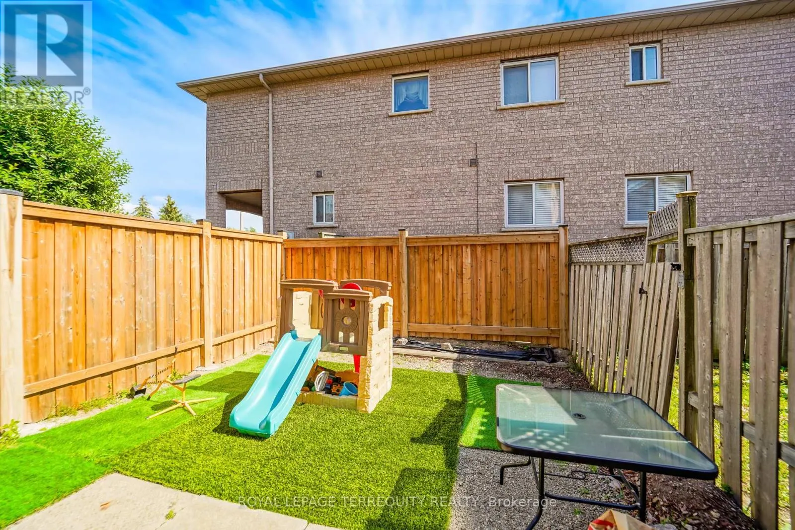 9 STONEBRIAR DRIVE