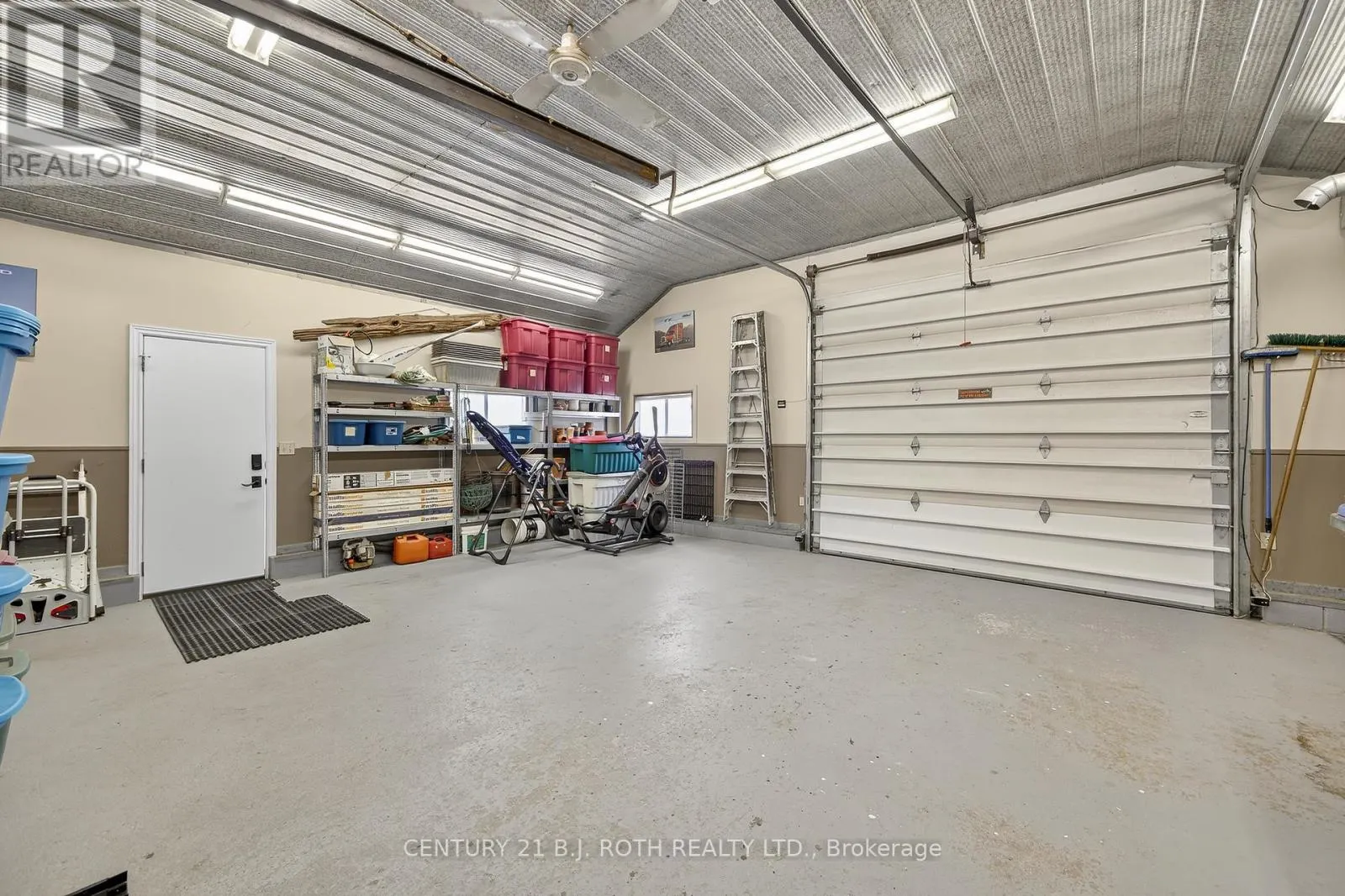 3929 ALDERLY AVENUE