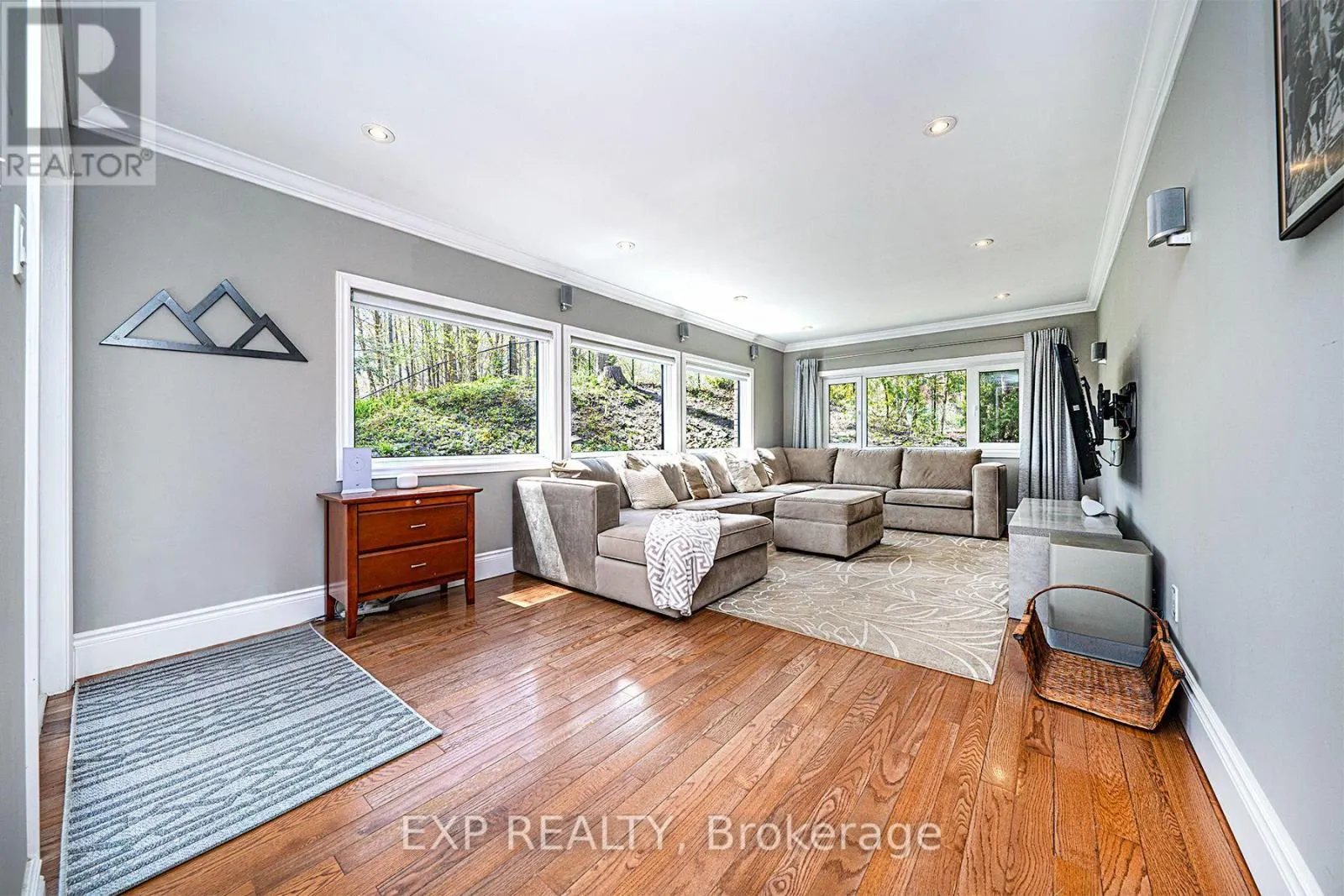 7 VALLEY TRAIL