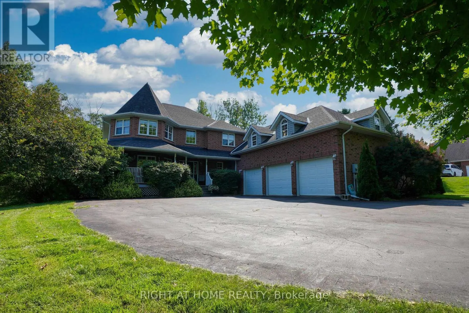 11 TRAINOR COURT