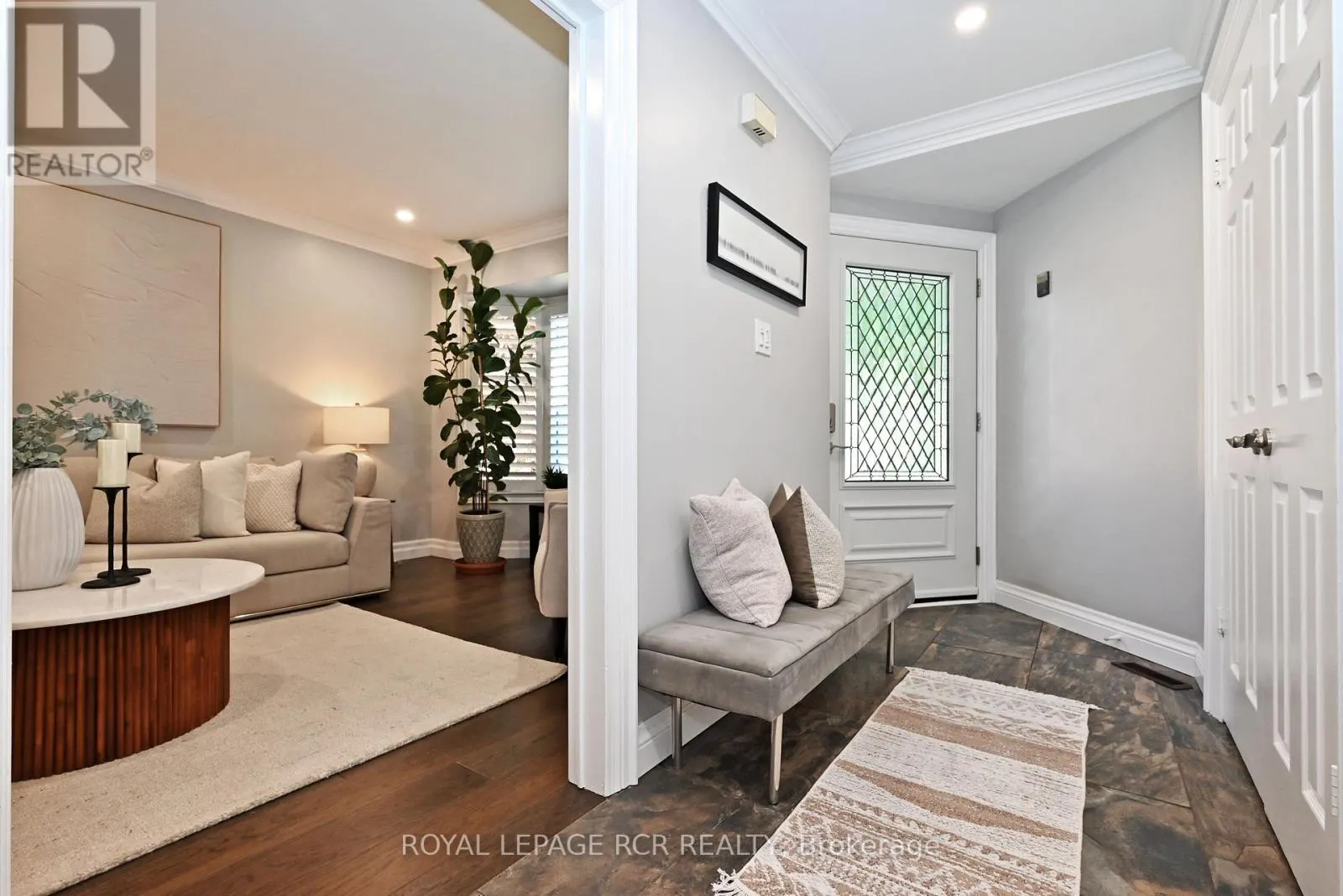24 MURDOCK AVENUE