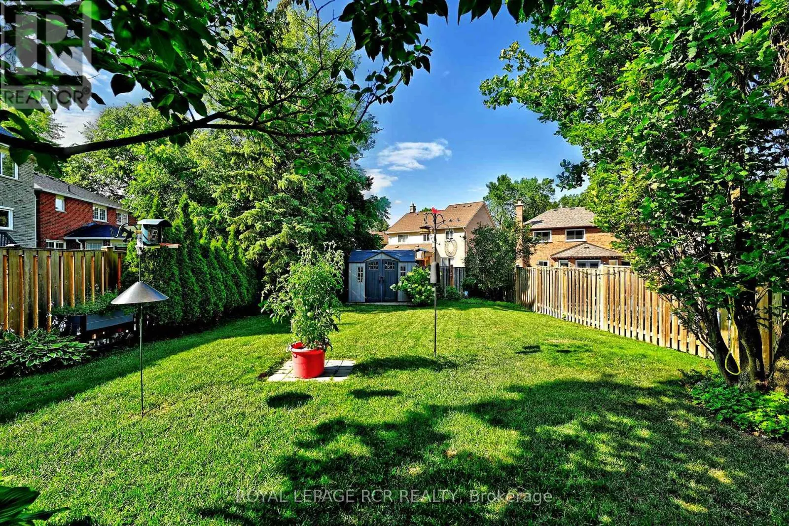 24 MURDOCK AVENUE