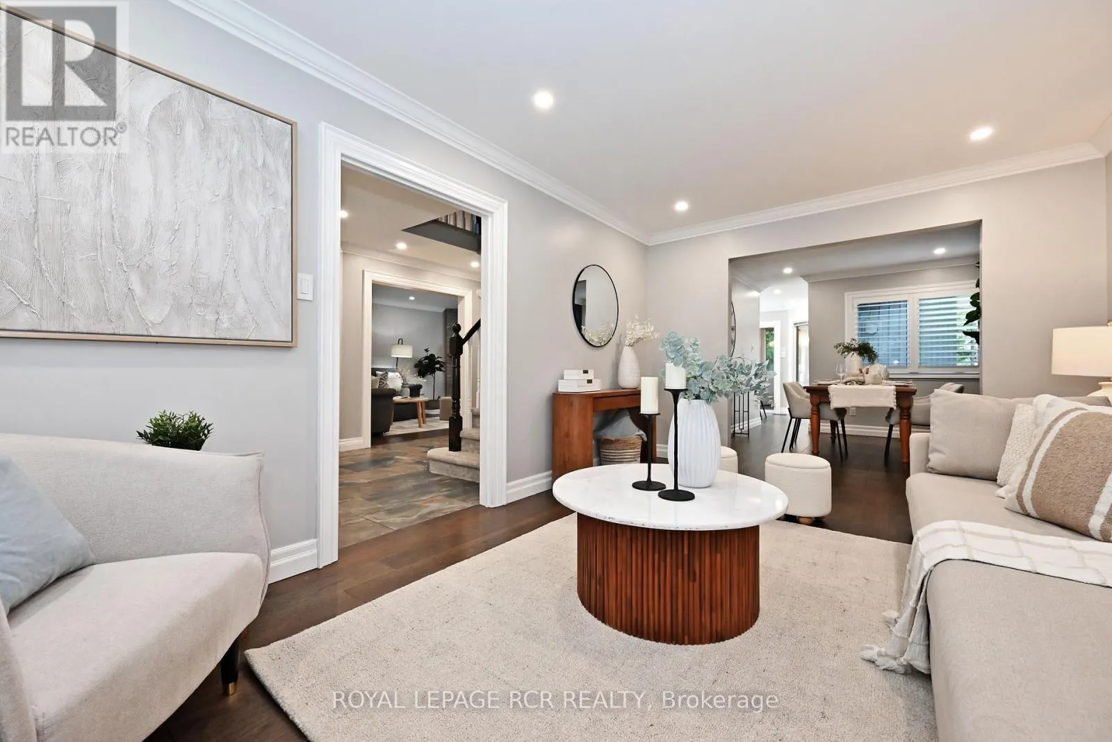 24 MURDOCK AVENUE