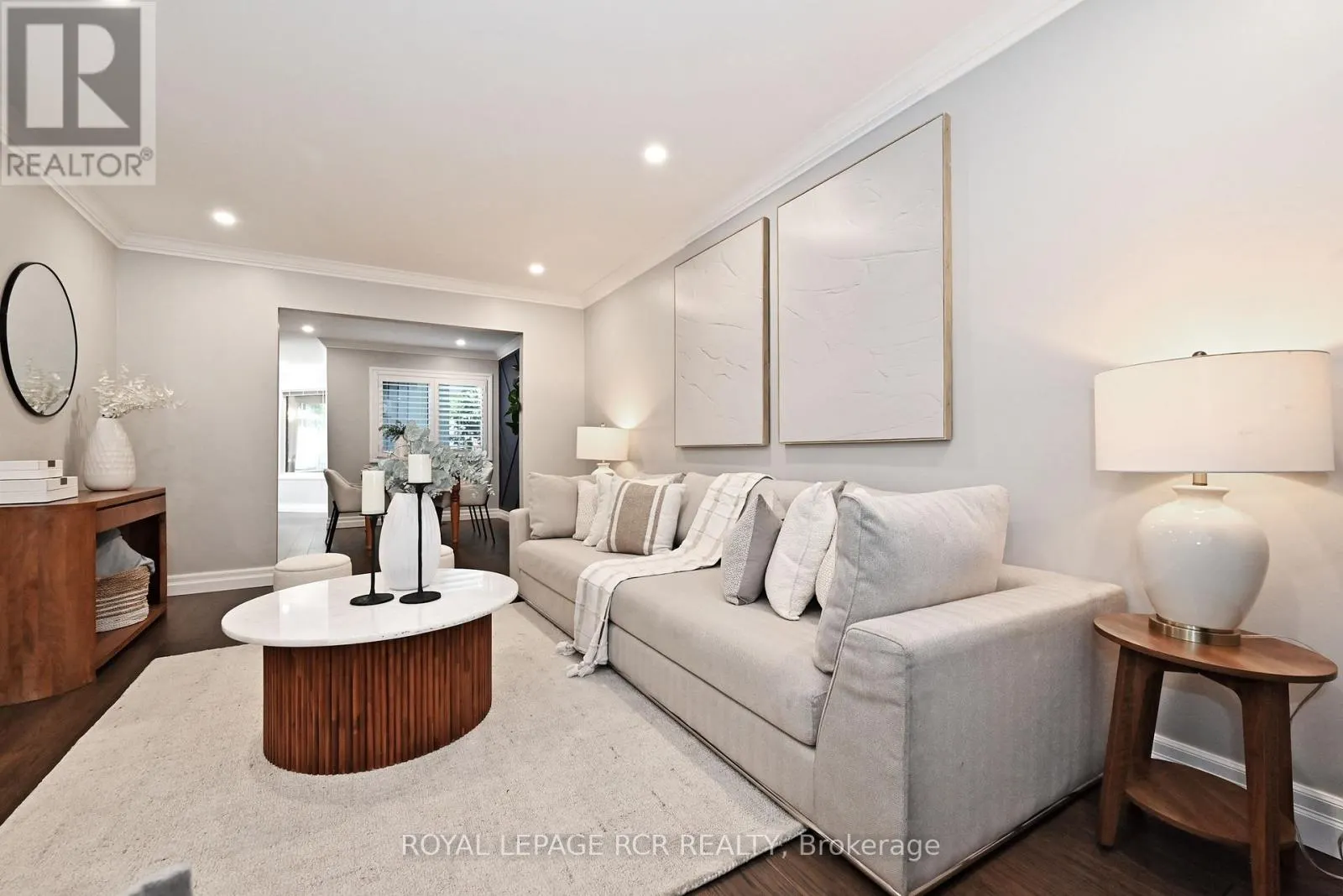24 MURDOCK AVENUE