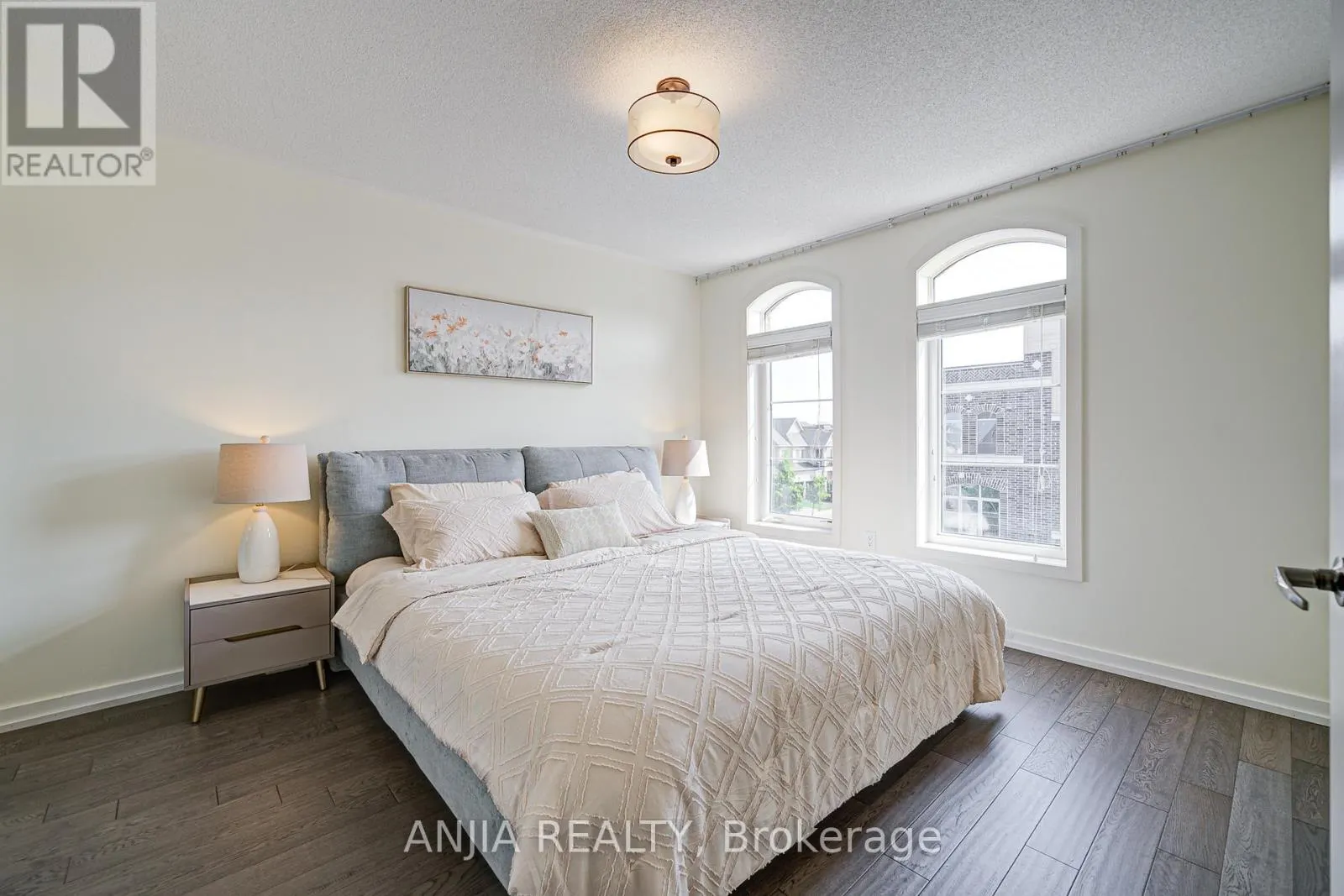 156 GLAD PARK AVENUE